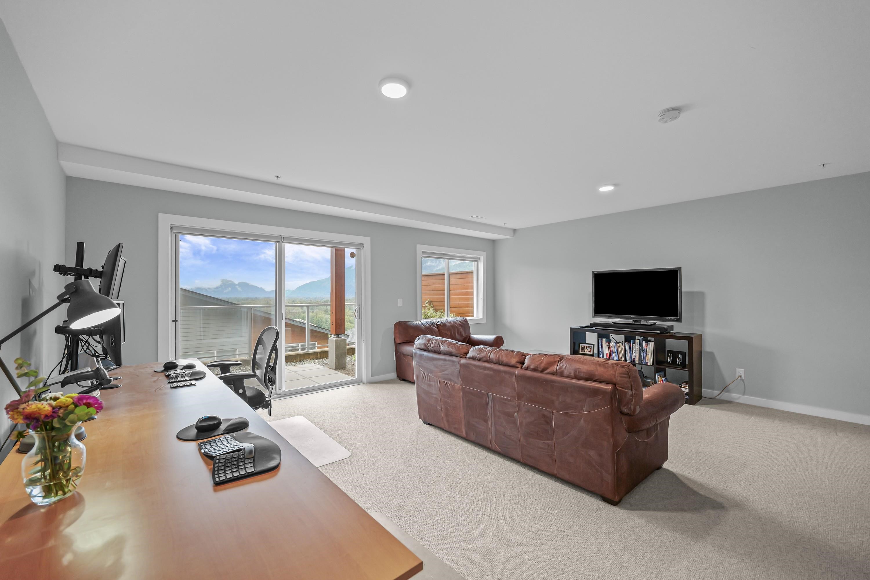 5 41365 SKYRIDGE PLACE