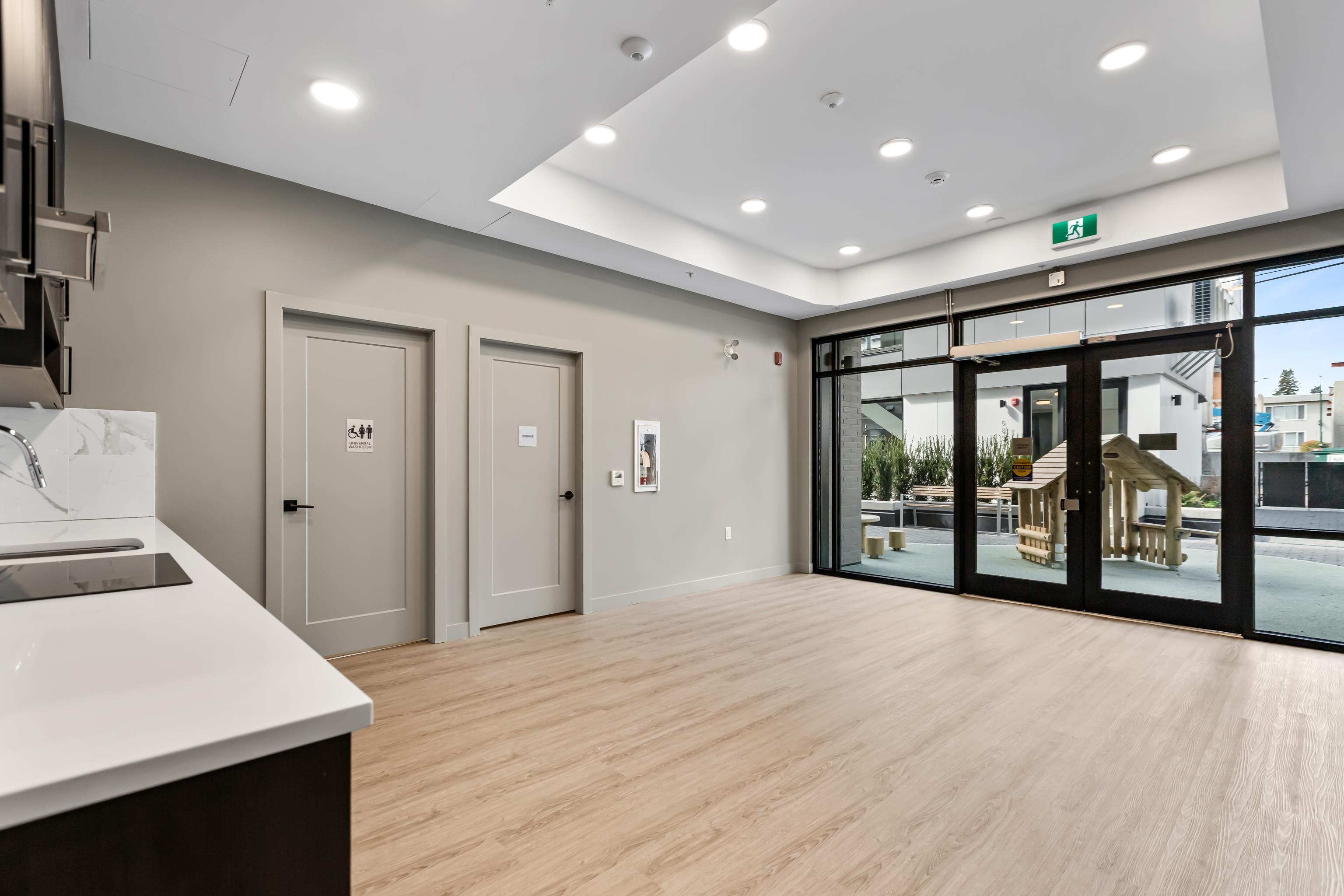 603 6859 CAMBIE STREET