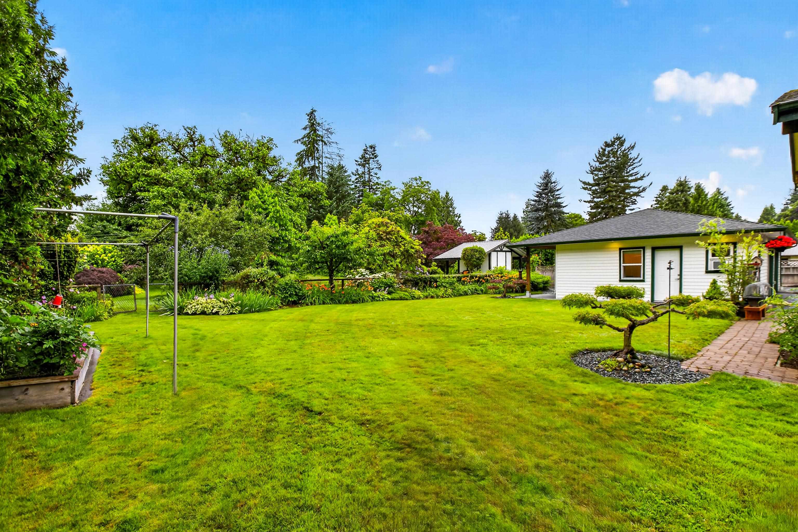 21662 RIVER ROAD
