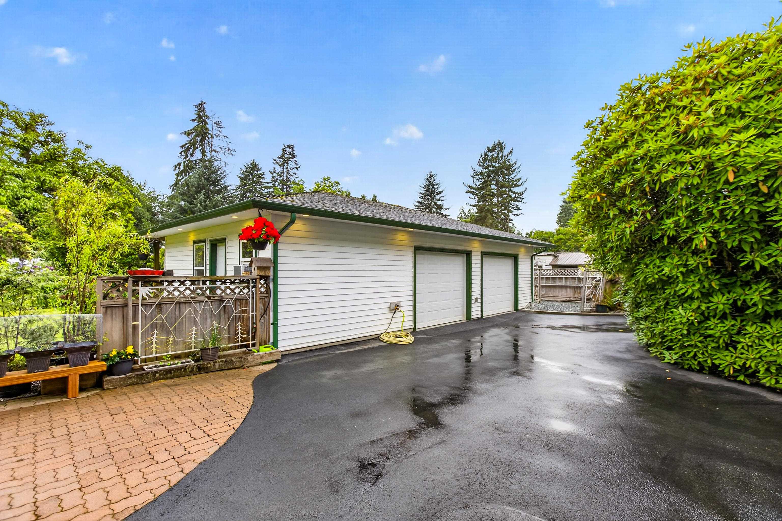 21662 RIVER ROAD