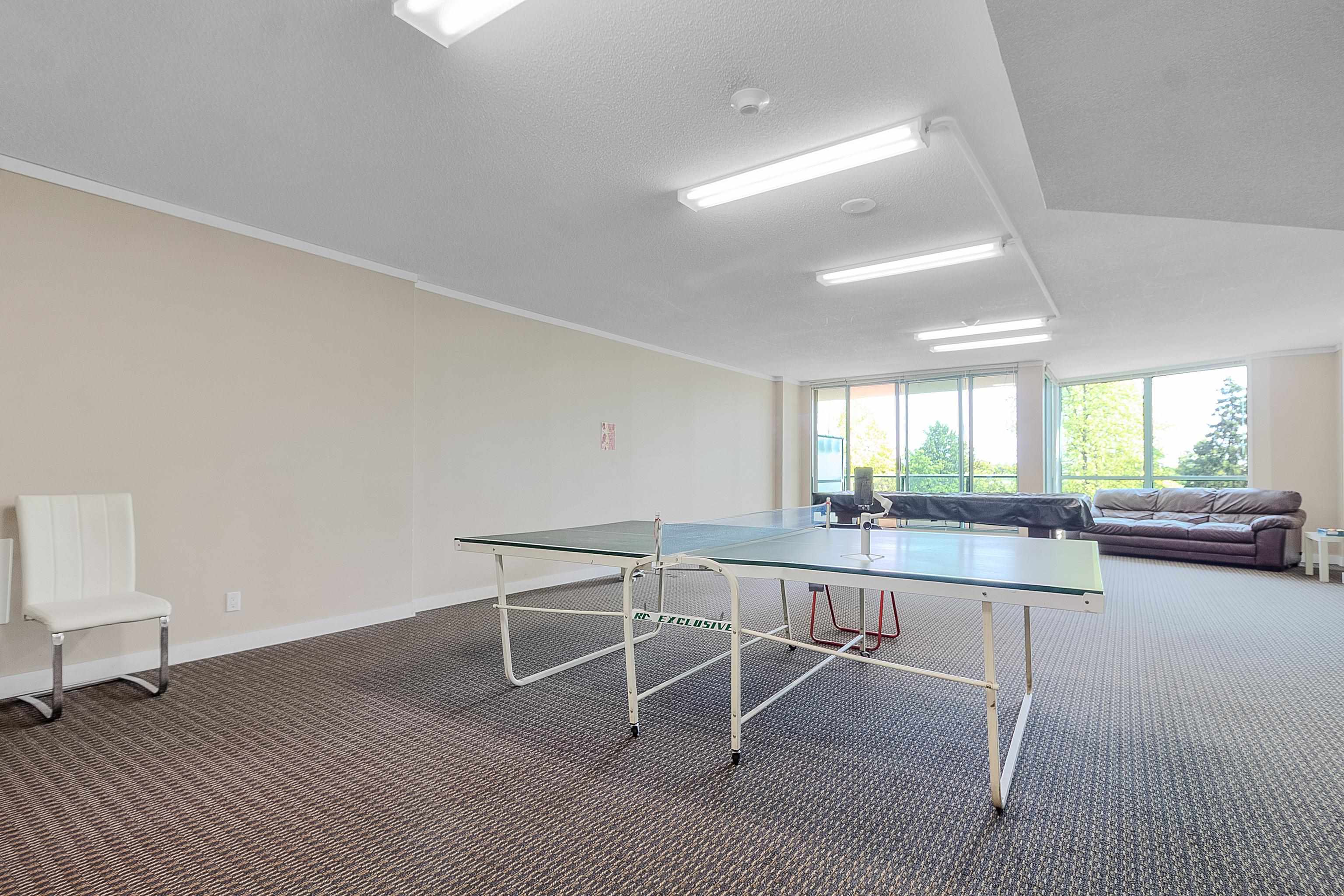 302 8871 LANSDOWNE ROAD