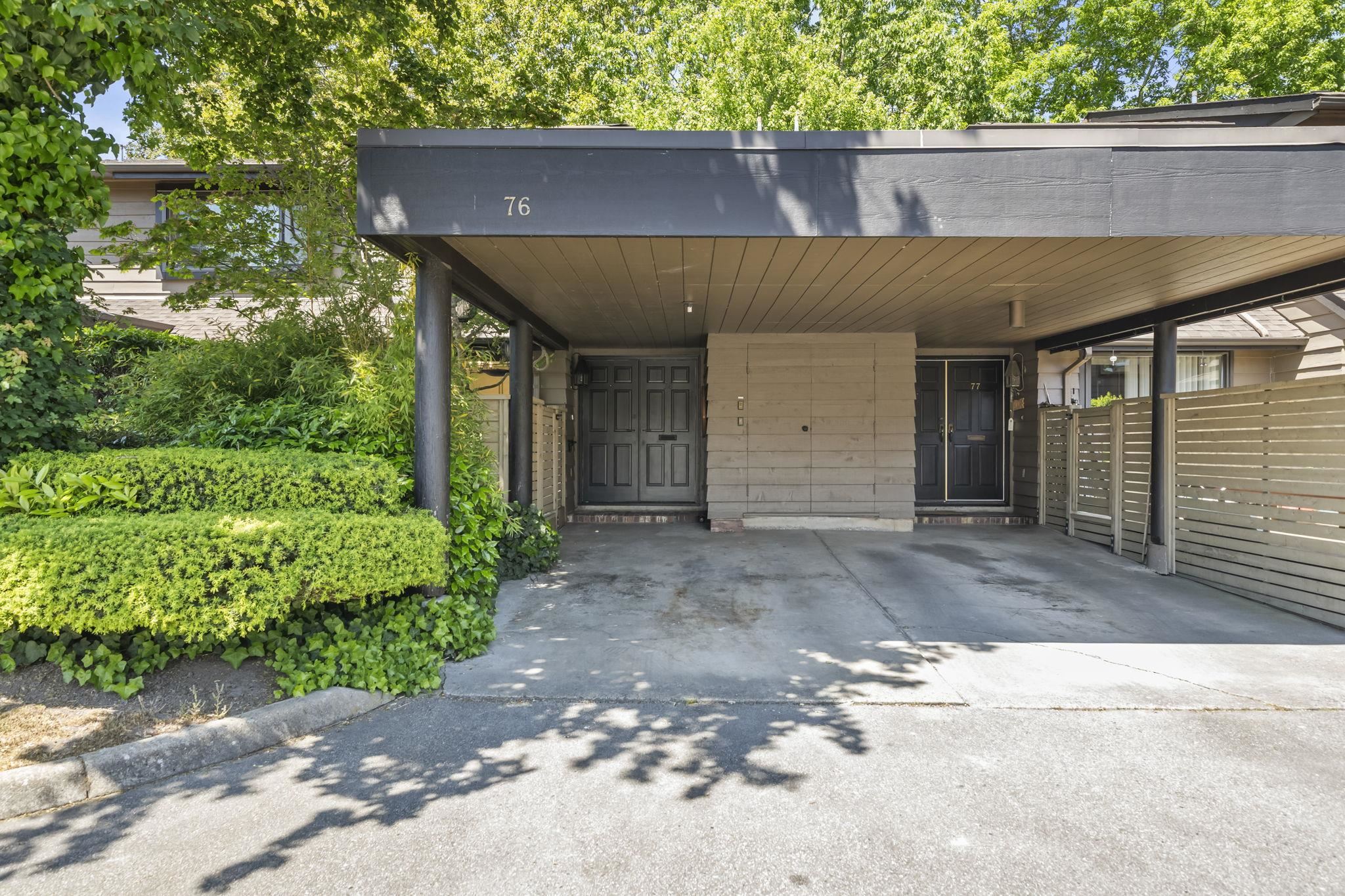 76 10220 DUNOON DRIVE
