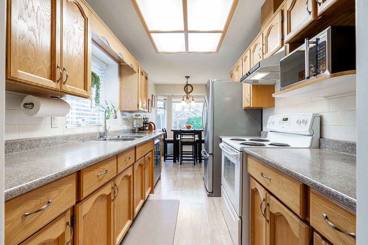 14035 16B AVENUE