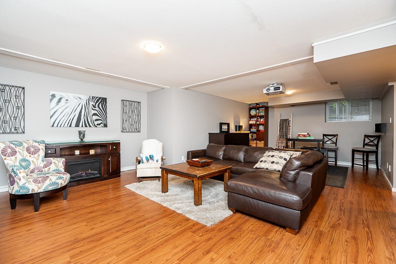 72 15288 36 AVENUE