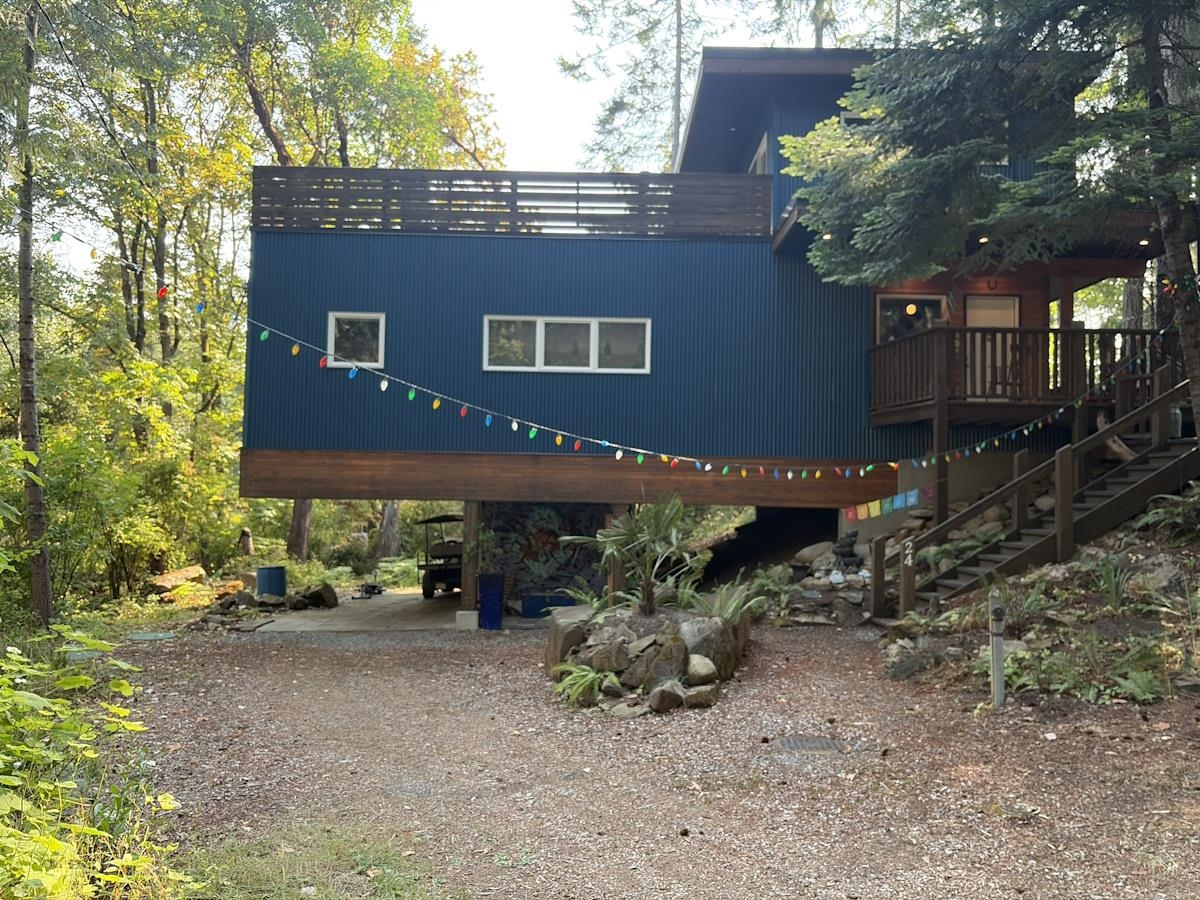 24 PIRATE PLACE