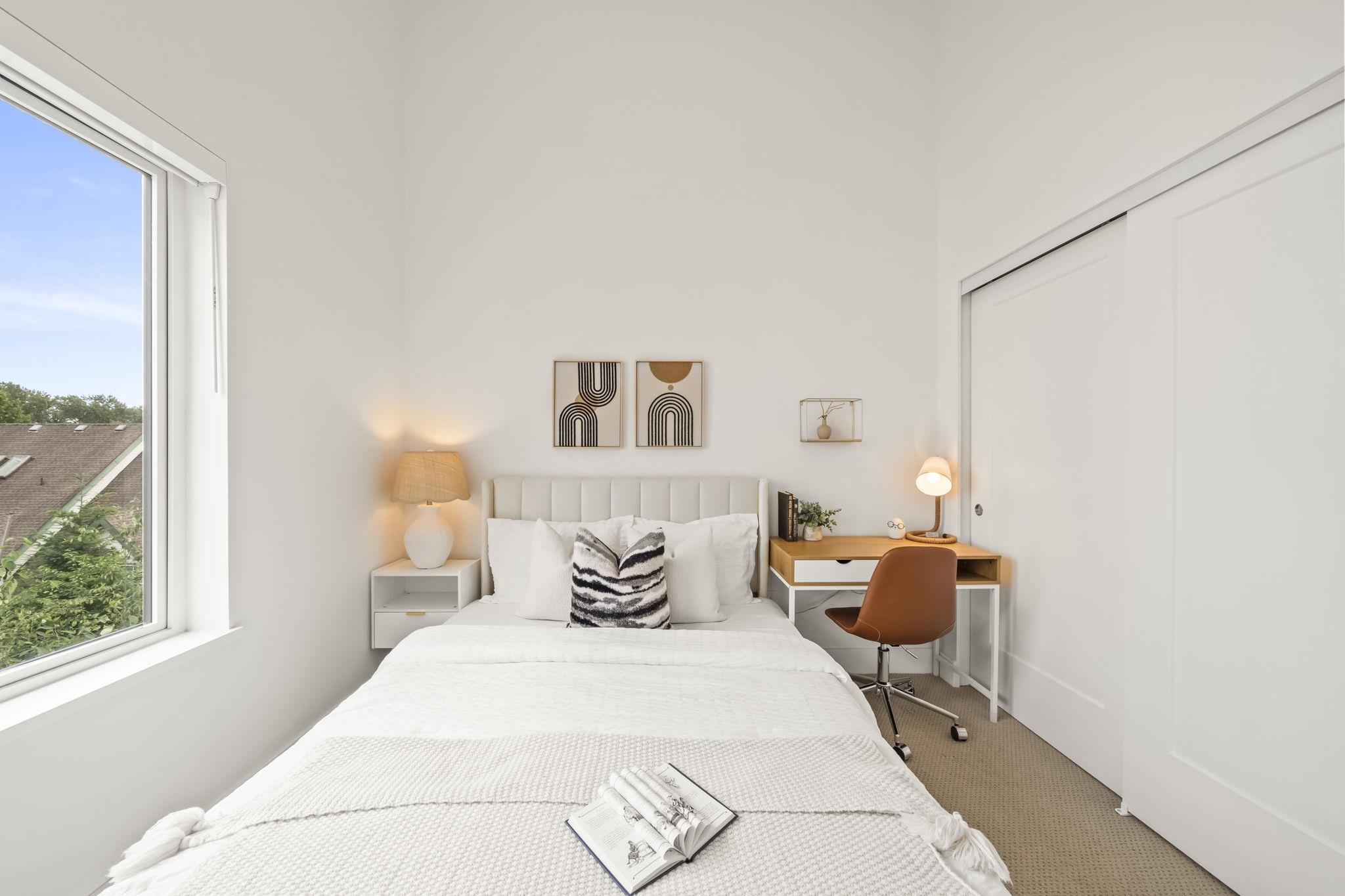 213 1306 LAVAL SQUARE