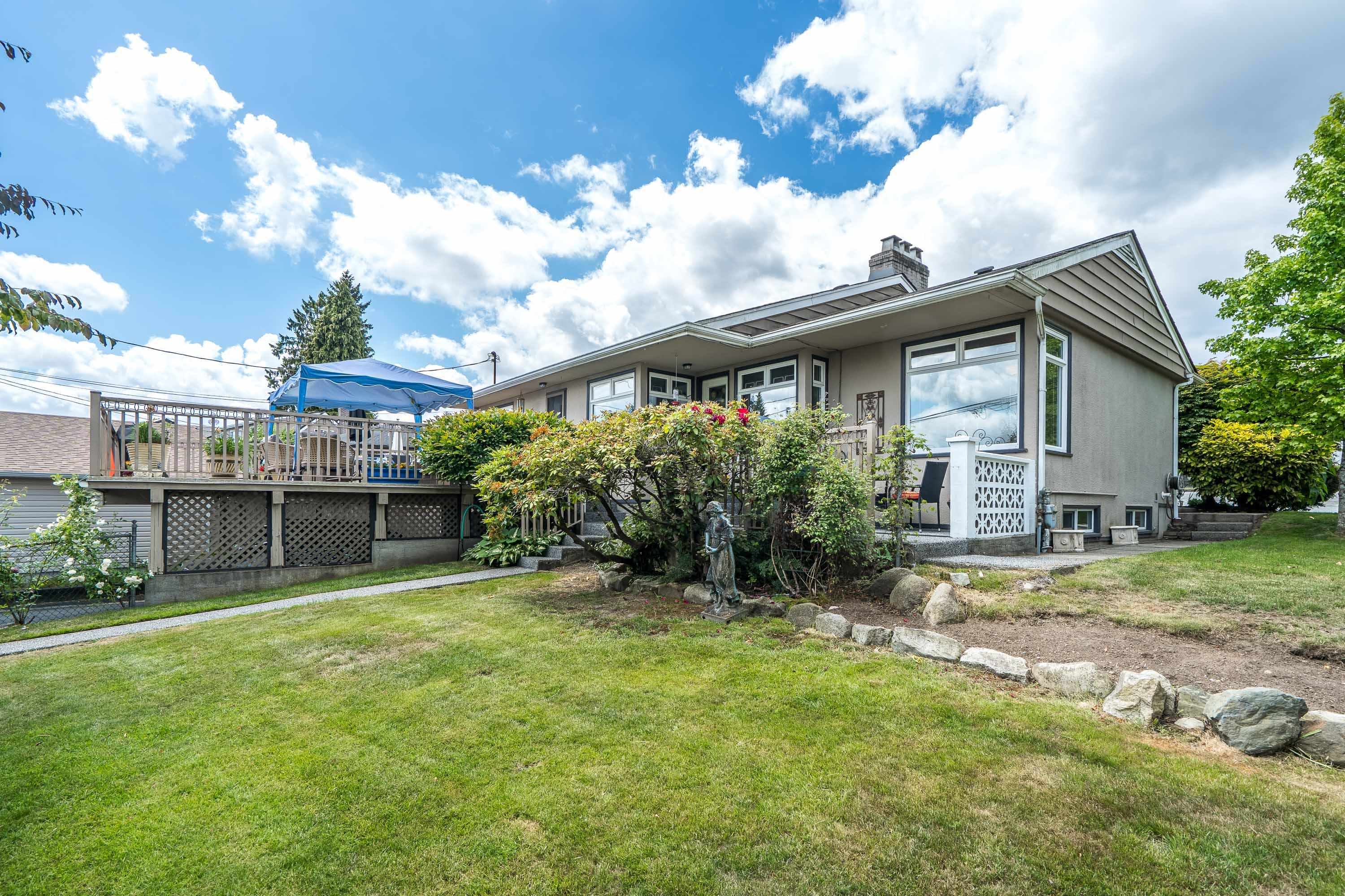 324 CHURCHILL AVENUE