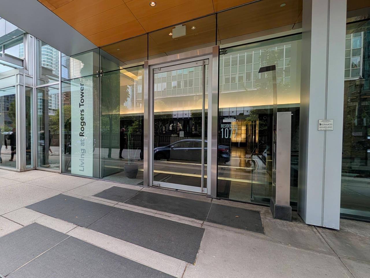 3404 1077 W CORDOVA STREET