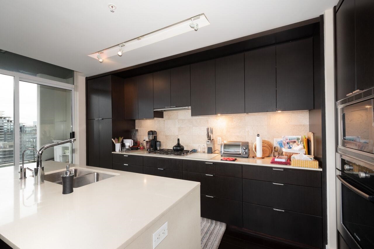 1801 158 W 13TH STREET
