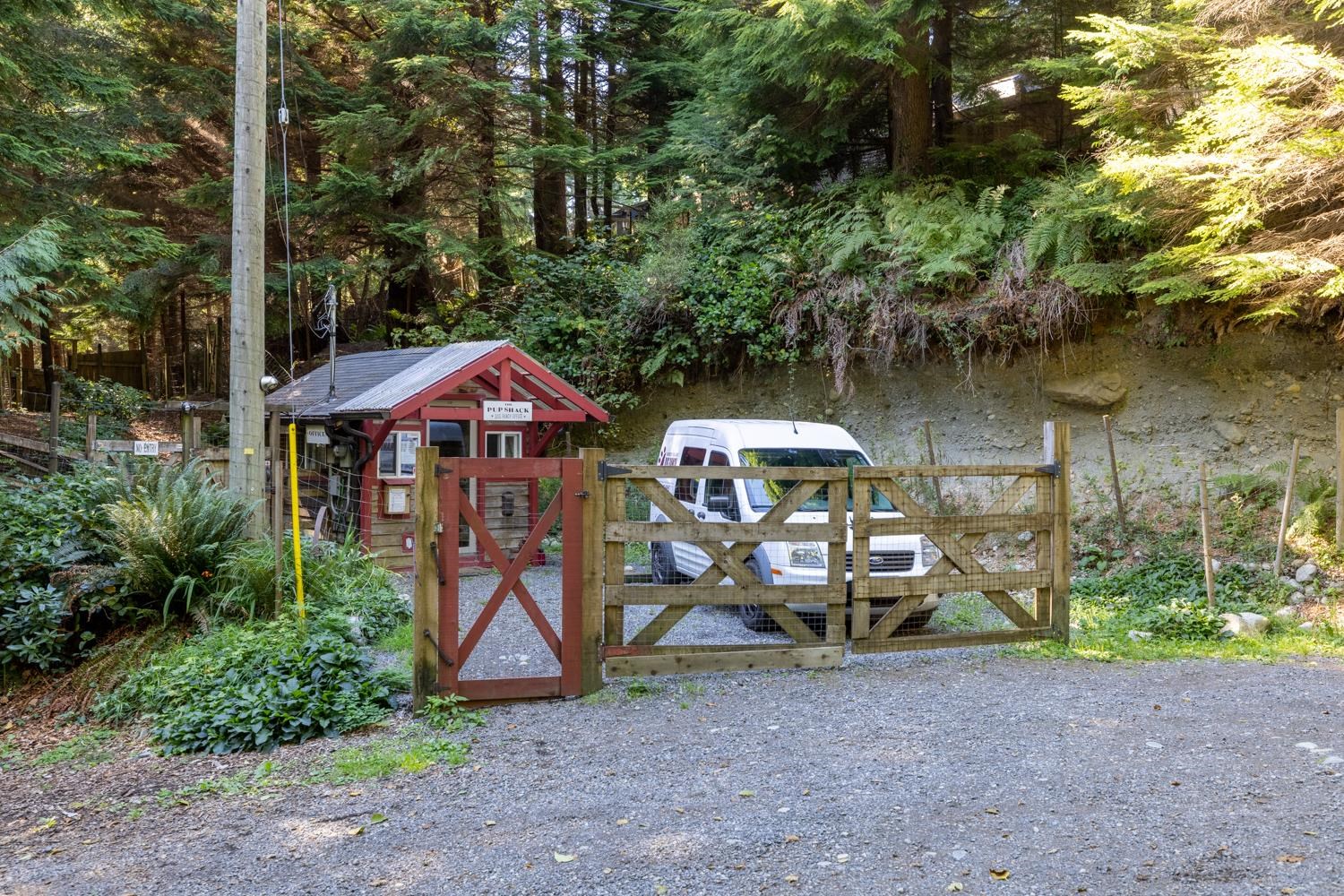 1302 ADAMS ROAD