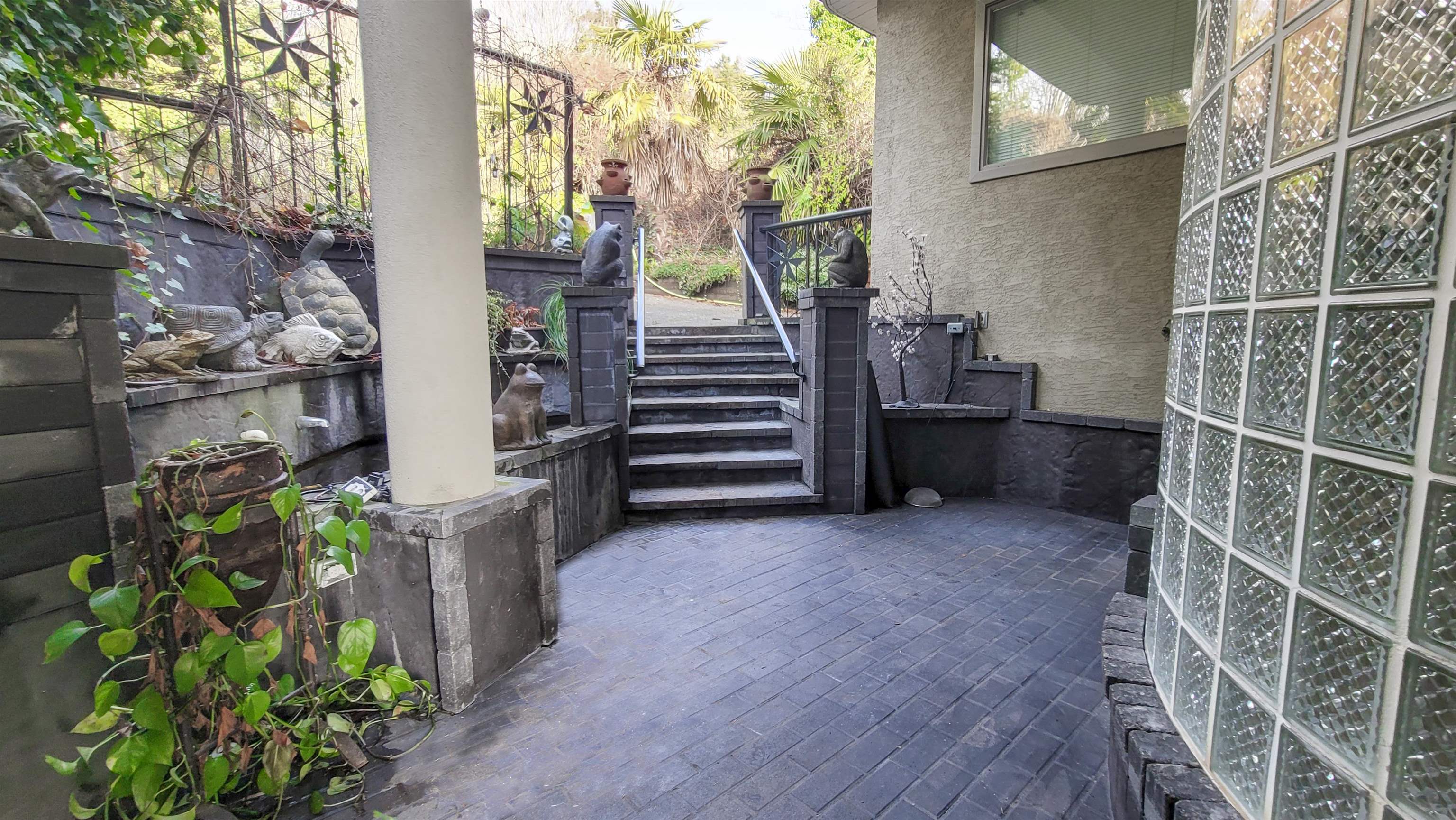 14937 BLACKWOOD LANE