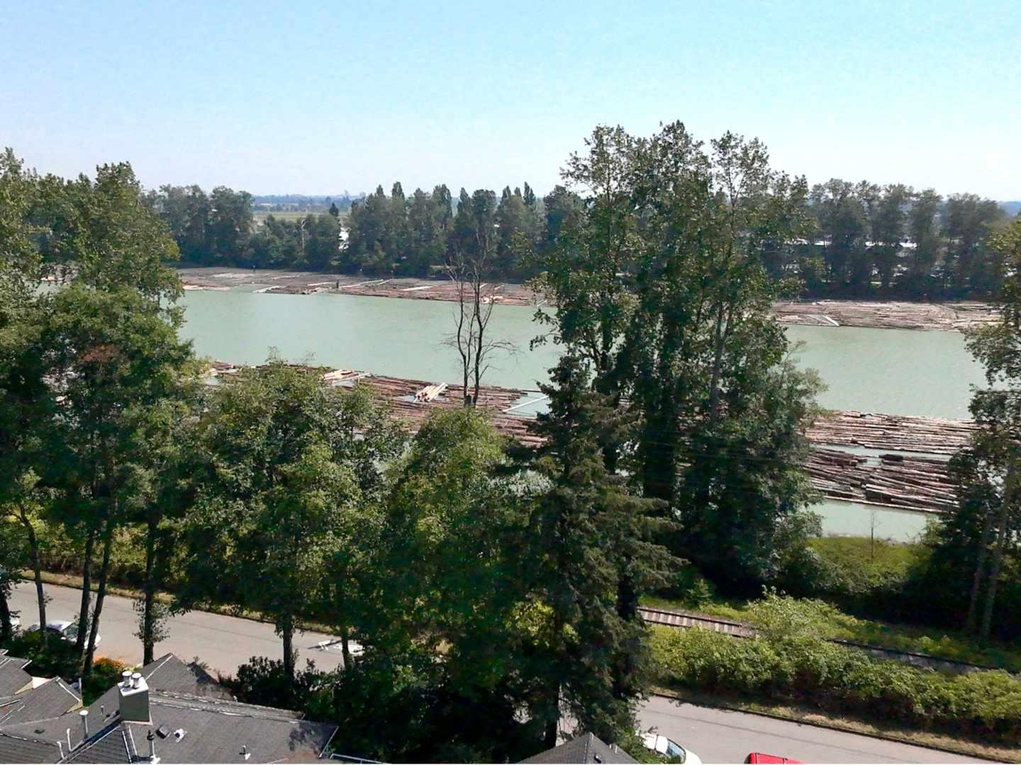 2387 QUAYSIDE COURT