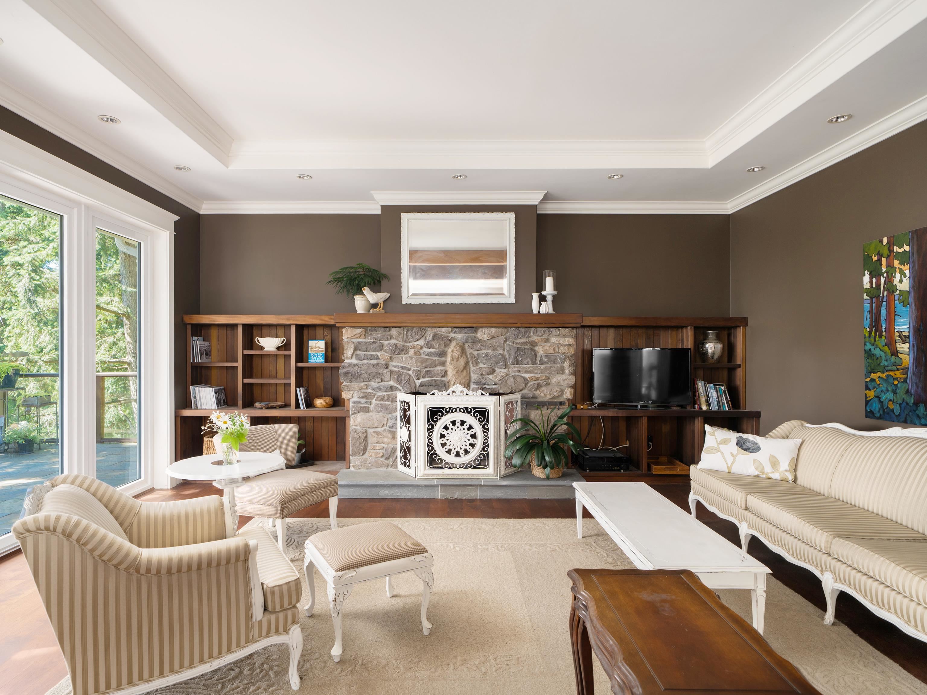 1010 COWAN POINT DRIVE