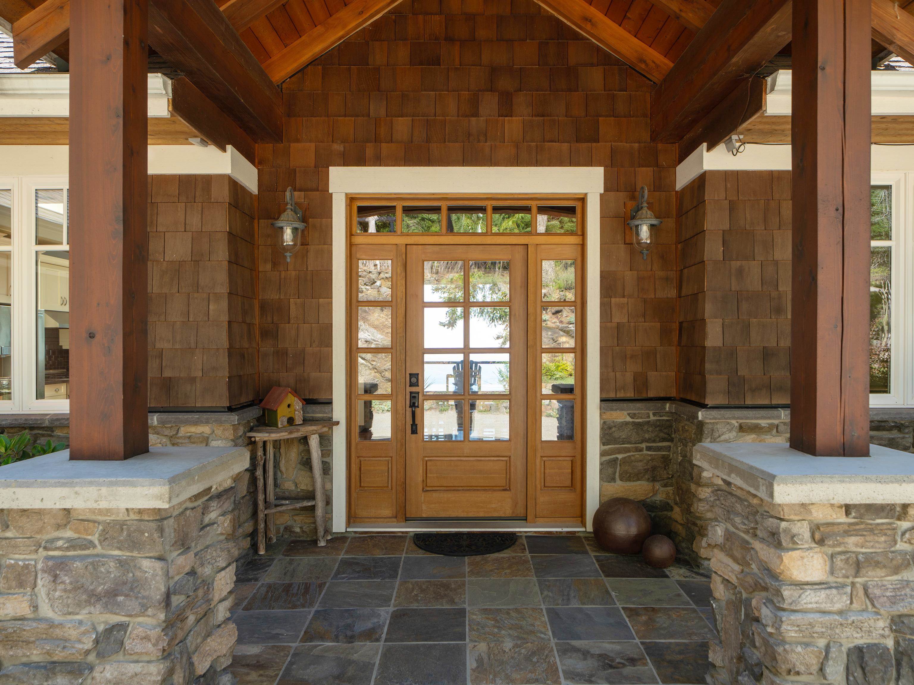 1010 COWAN POINT DRIVE
