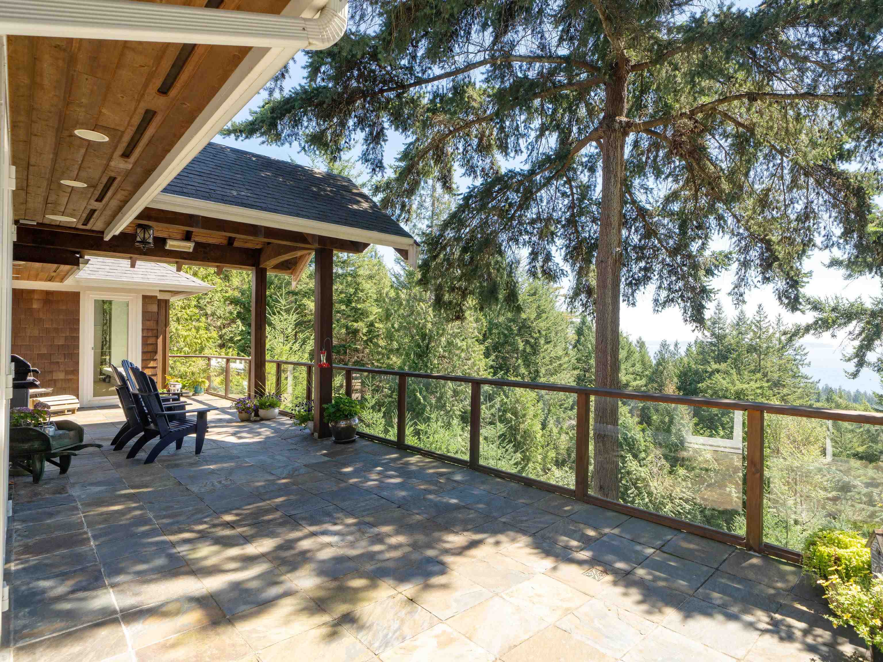 1010 COWAN POINT DRIVE