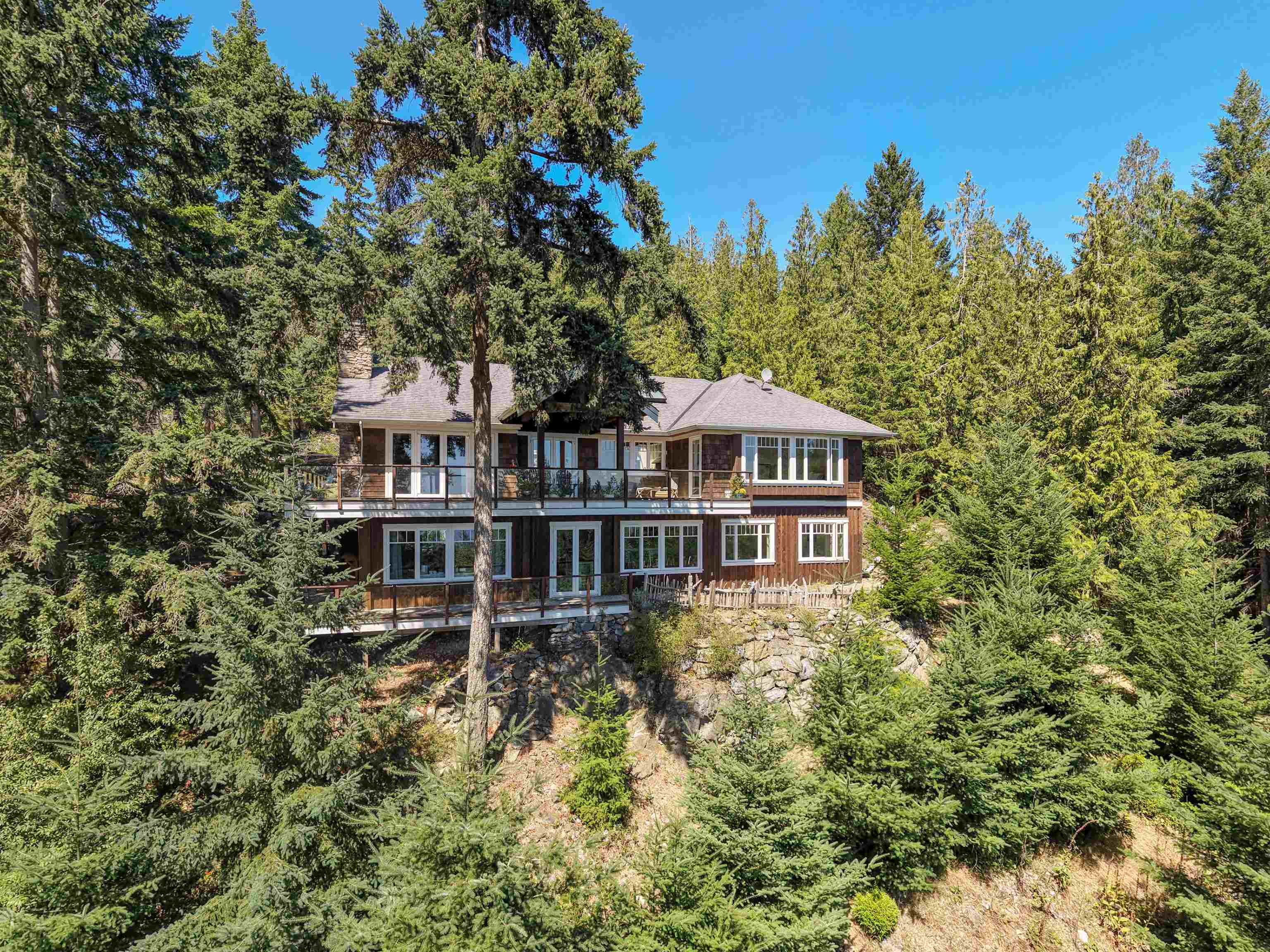 1010 COWAN POINT DRIVE