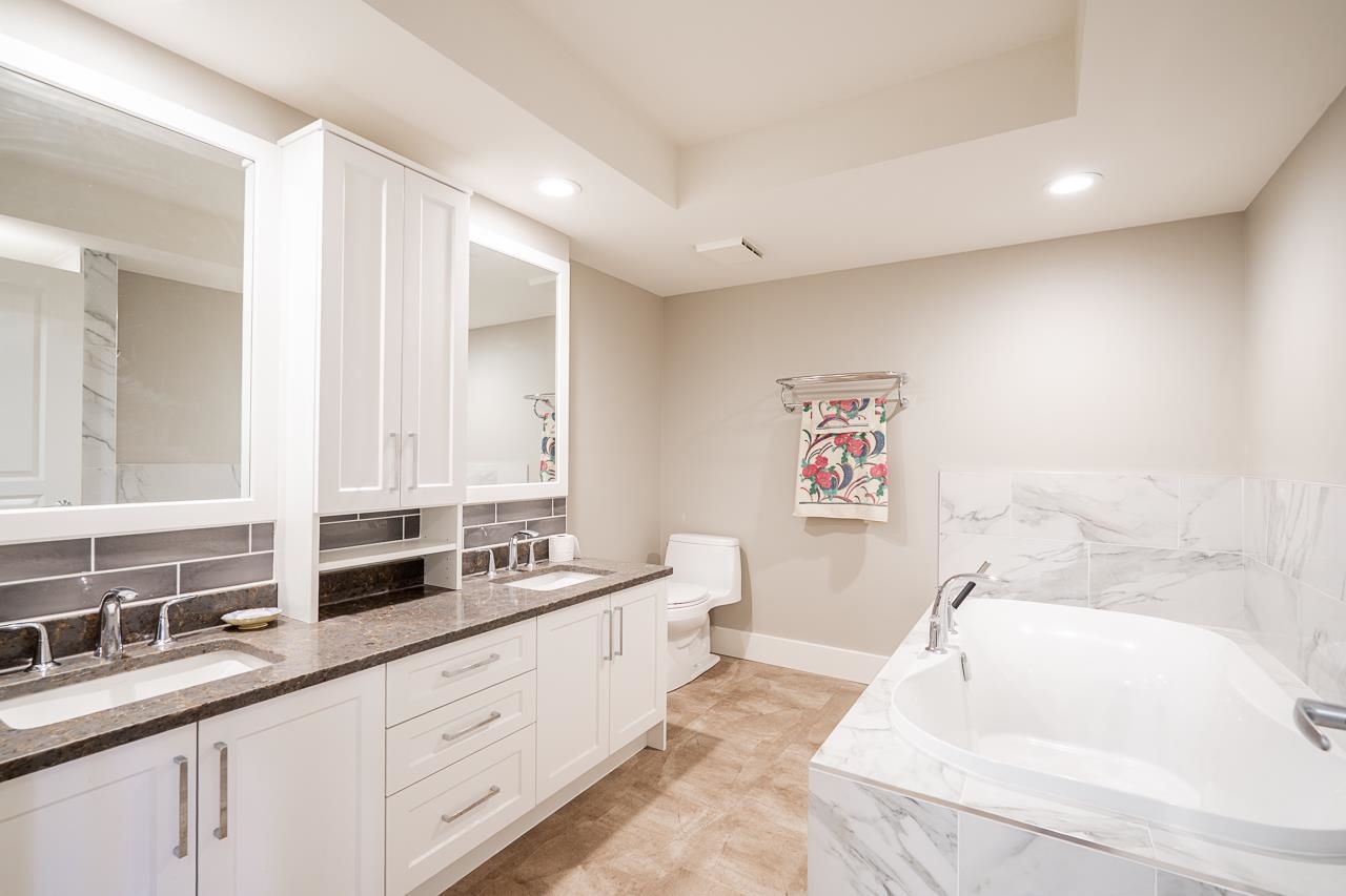 506 15466 NORTH BLUFF ROAD