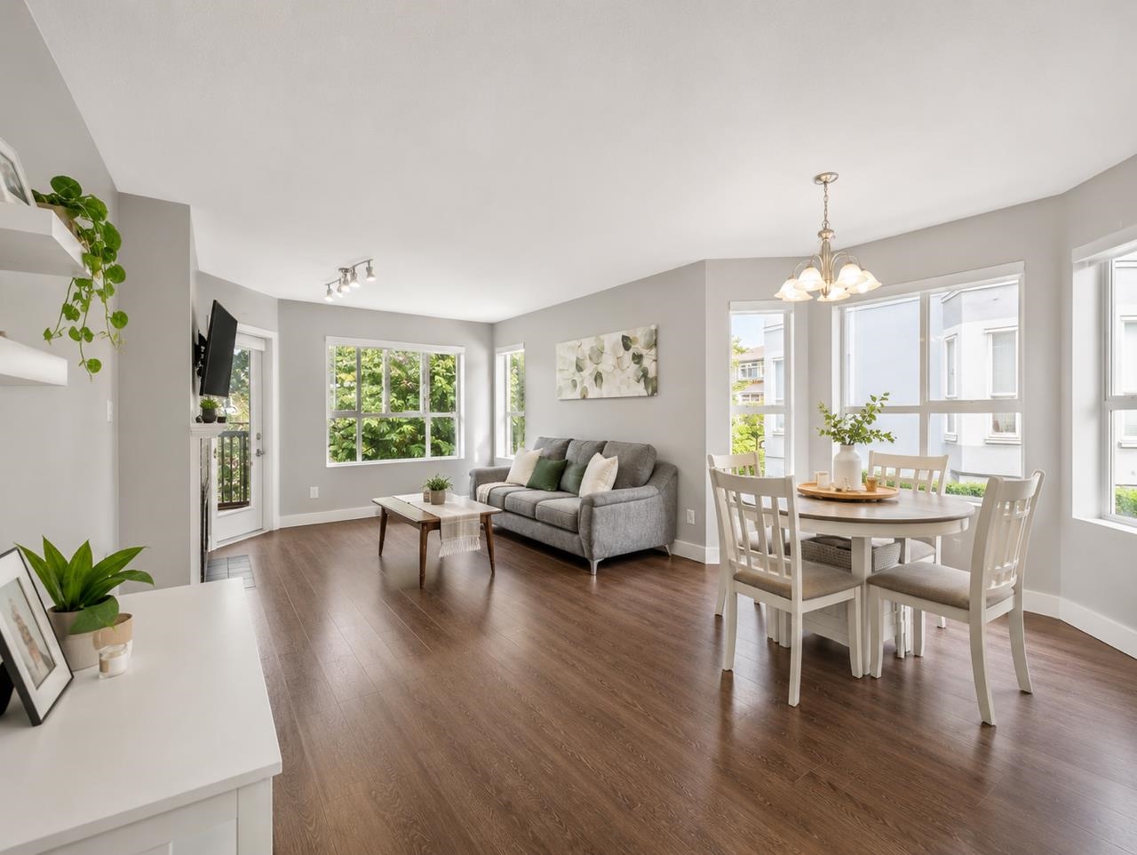 309 13939 LAUREL DRIVE