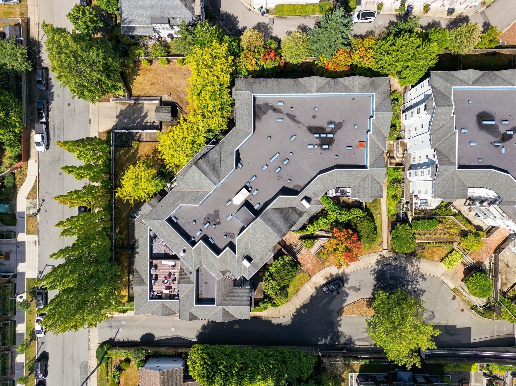 309 13939 LAUREL DRIVE