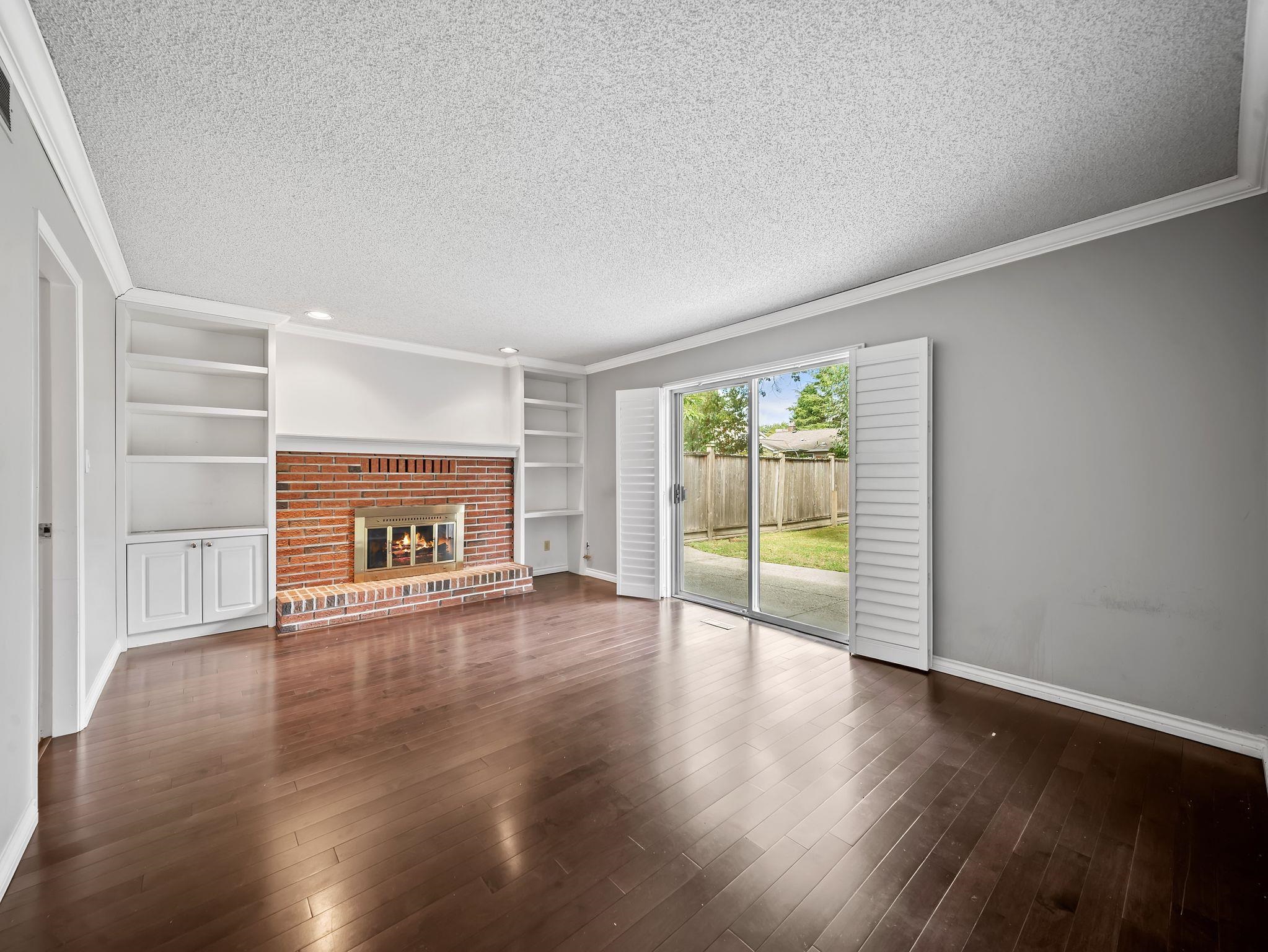 4237 CANDLEWOOD DRIVE