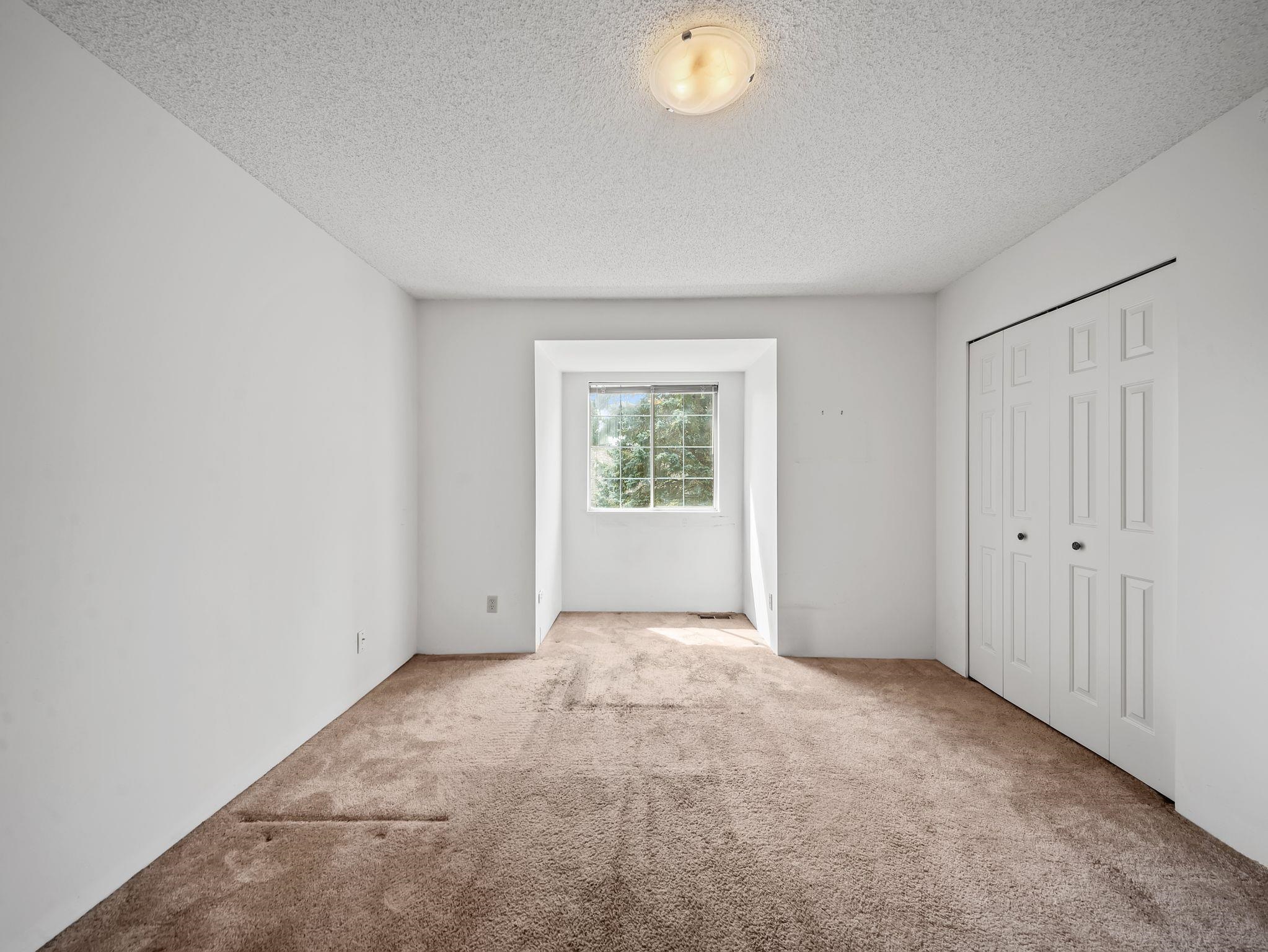 4237 CANDLEWOOD DRIVE