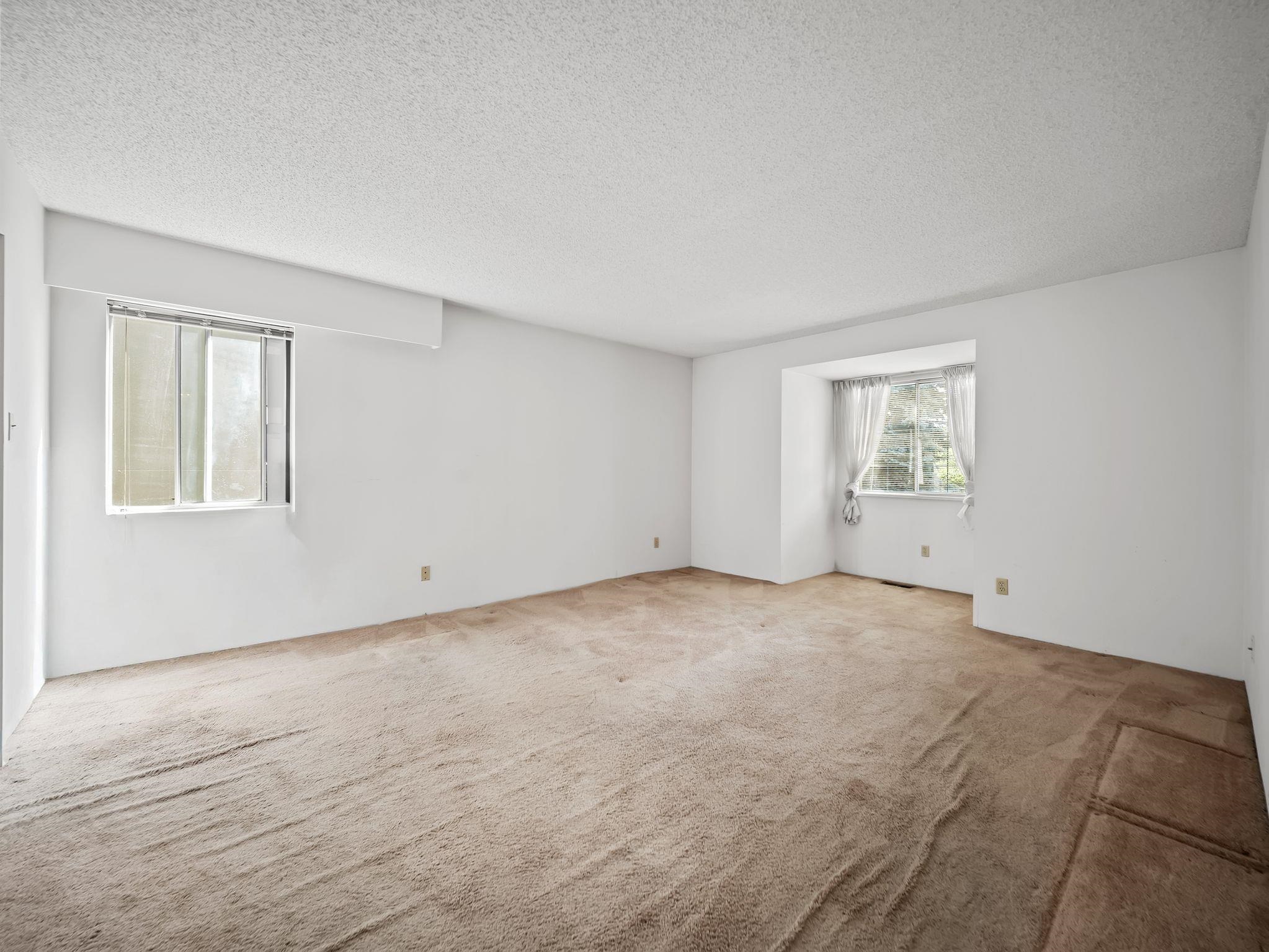 4237 CANDLEWOOD DRIVE