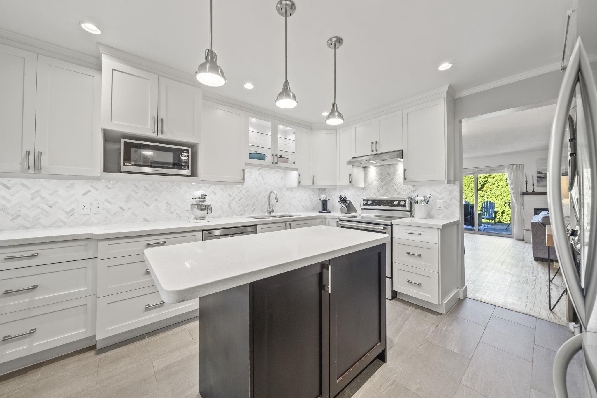 171 3031 WILLIAMS ROAD