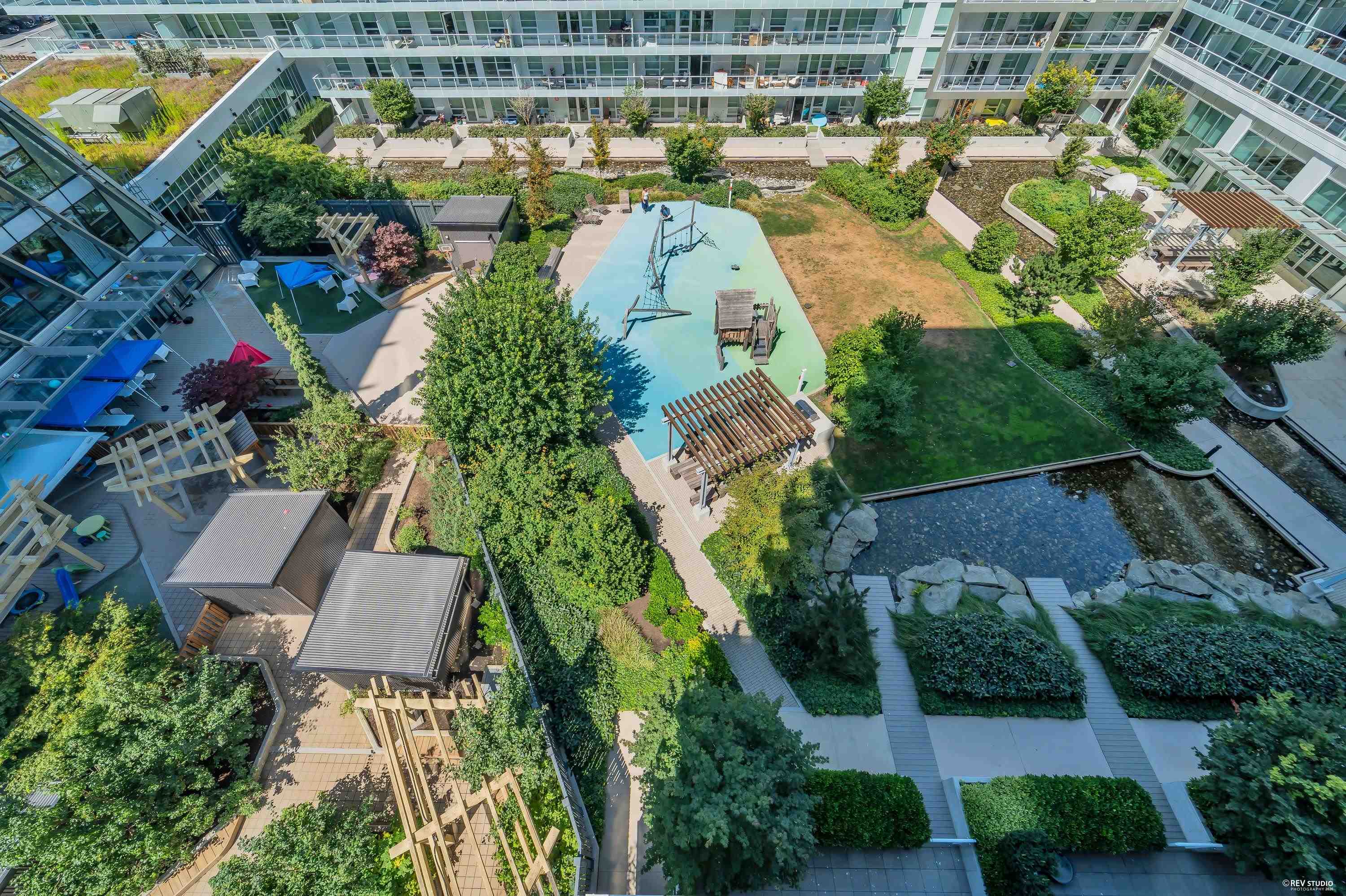 904 8133 COOK ROAD