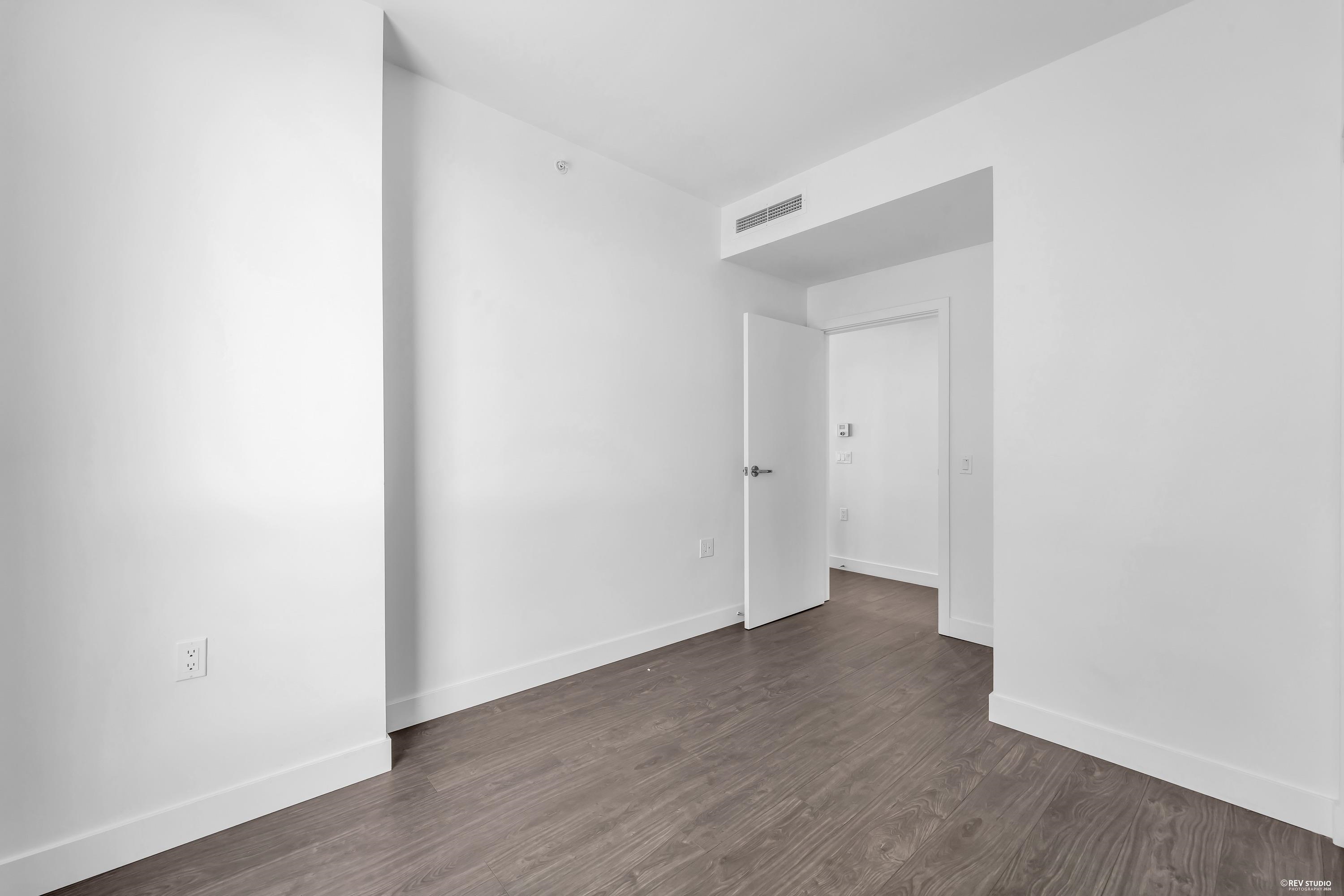904 8133 COOK ROAD