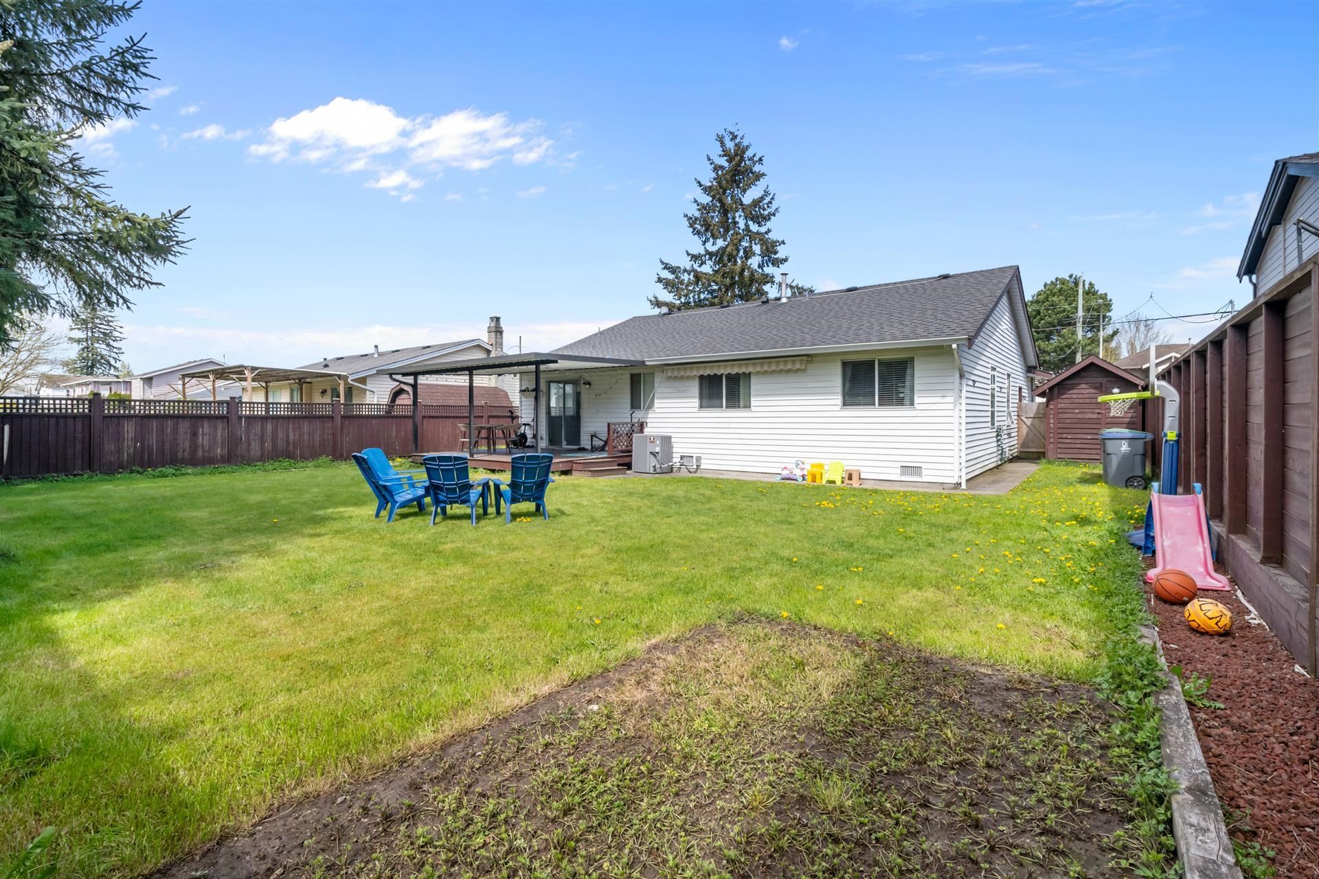 16954 60 AVENUE