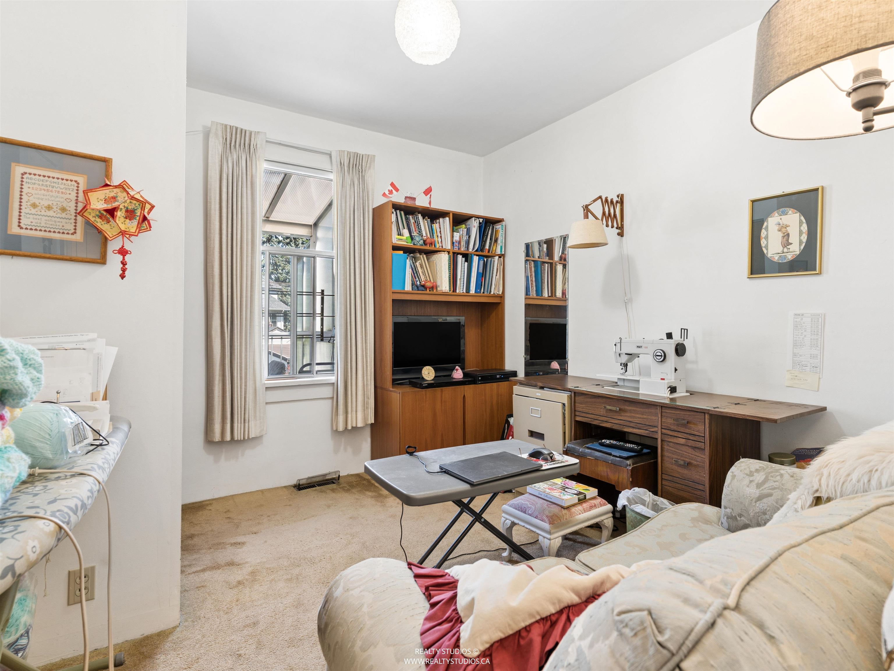 461 W 18TH AVENUE