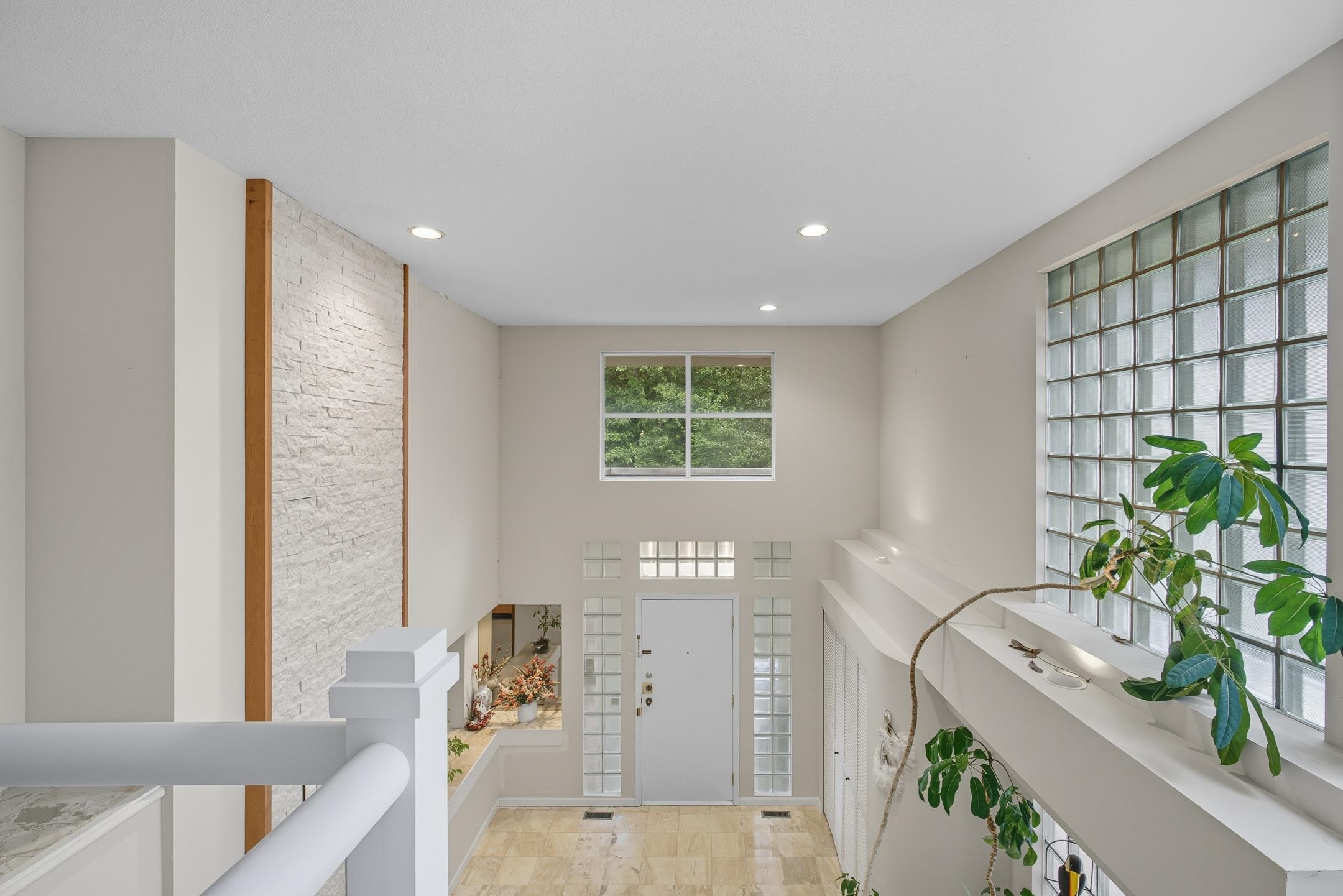 6189 ANGUS DRIVE