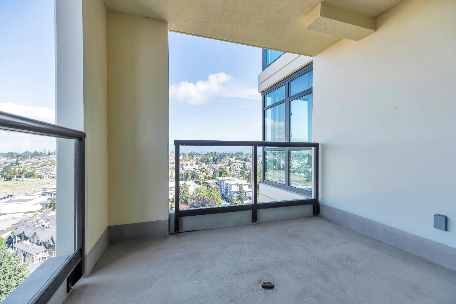 1903 615 HAMILTON STREET