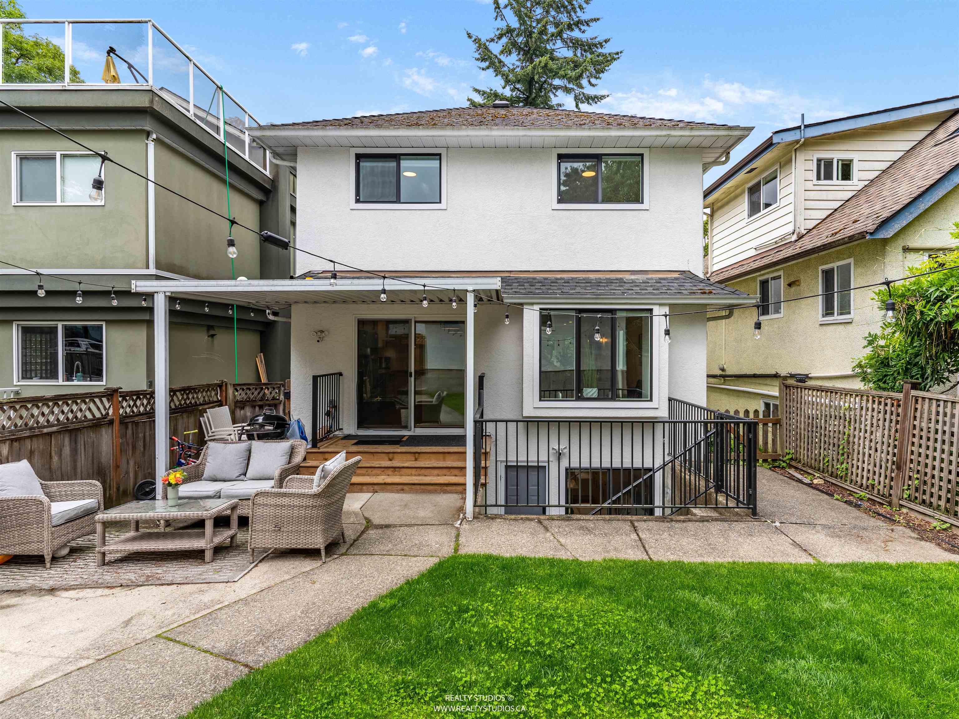 4588 JAMES STREET