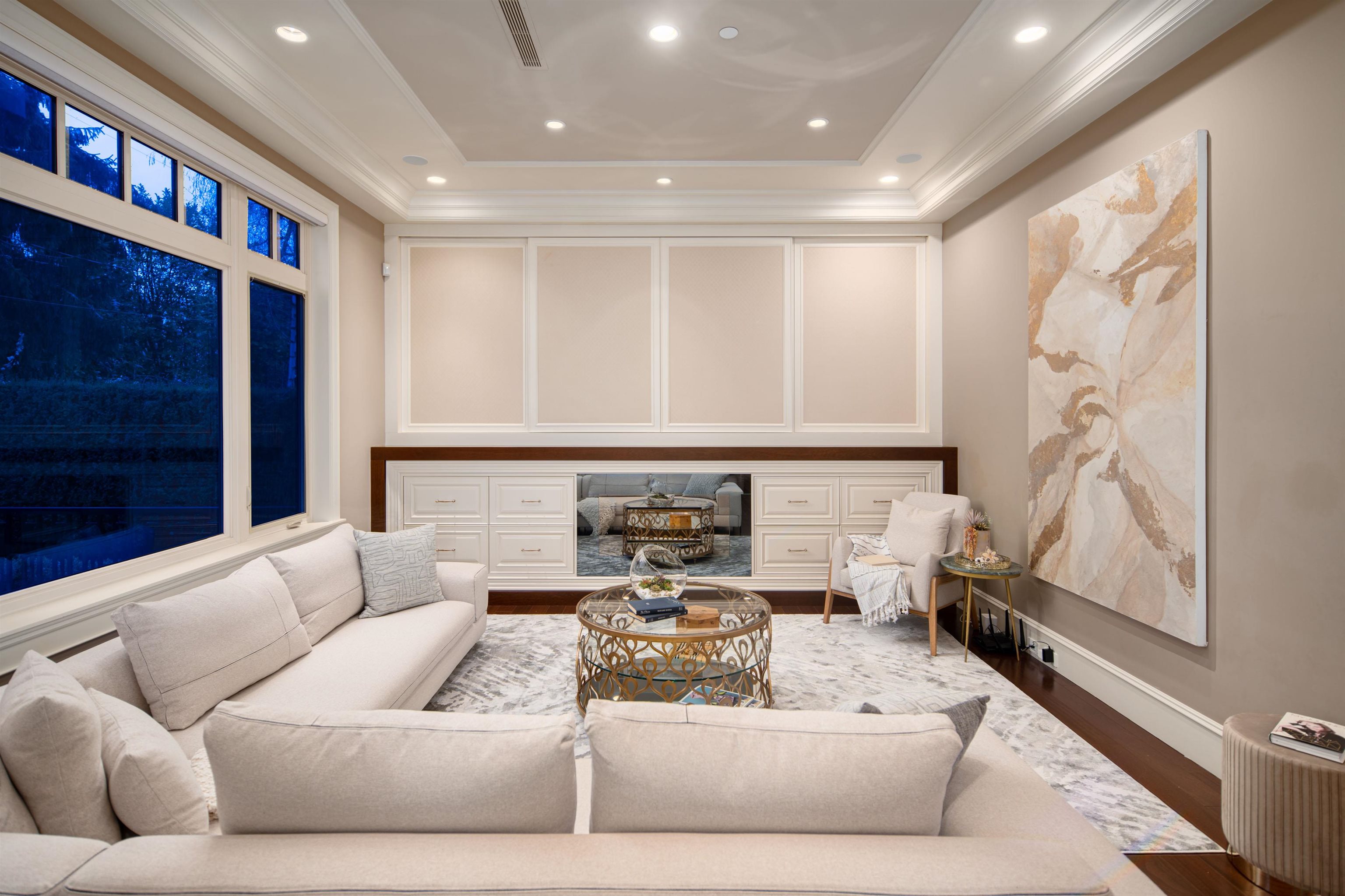 6076 ANGUS DRIVE