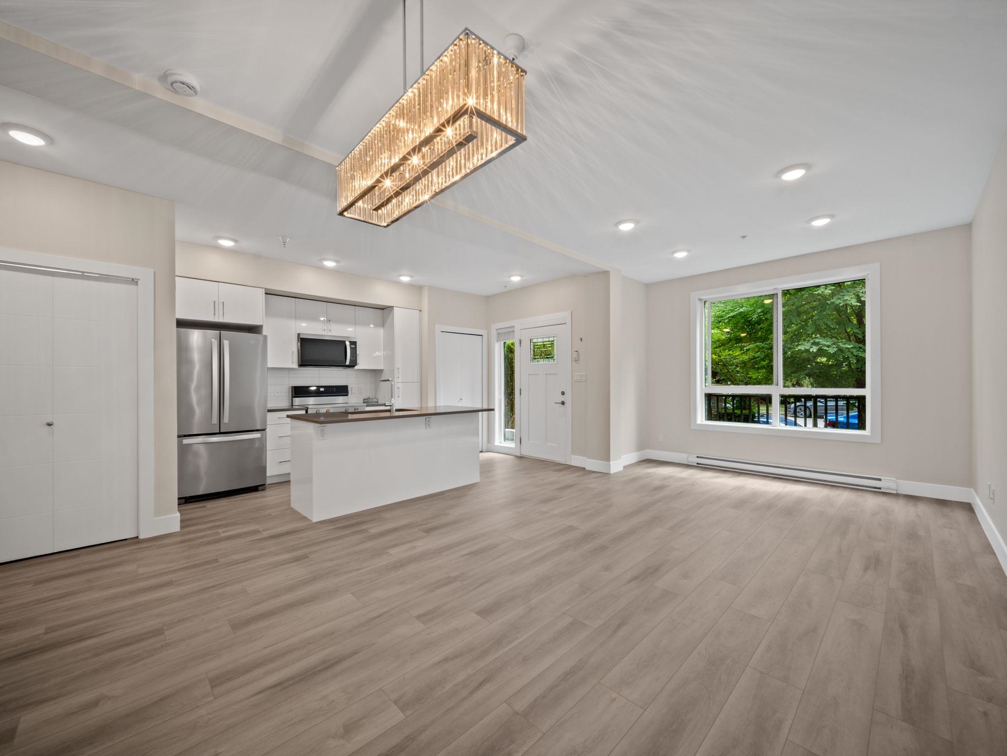118 15351 101 AVENUE