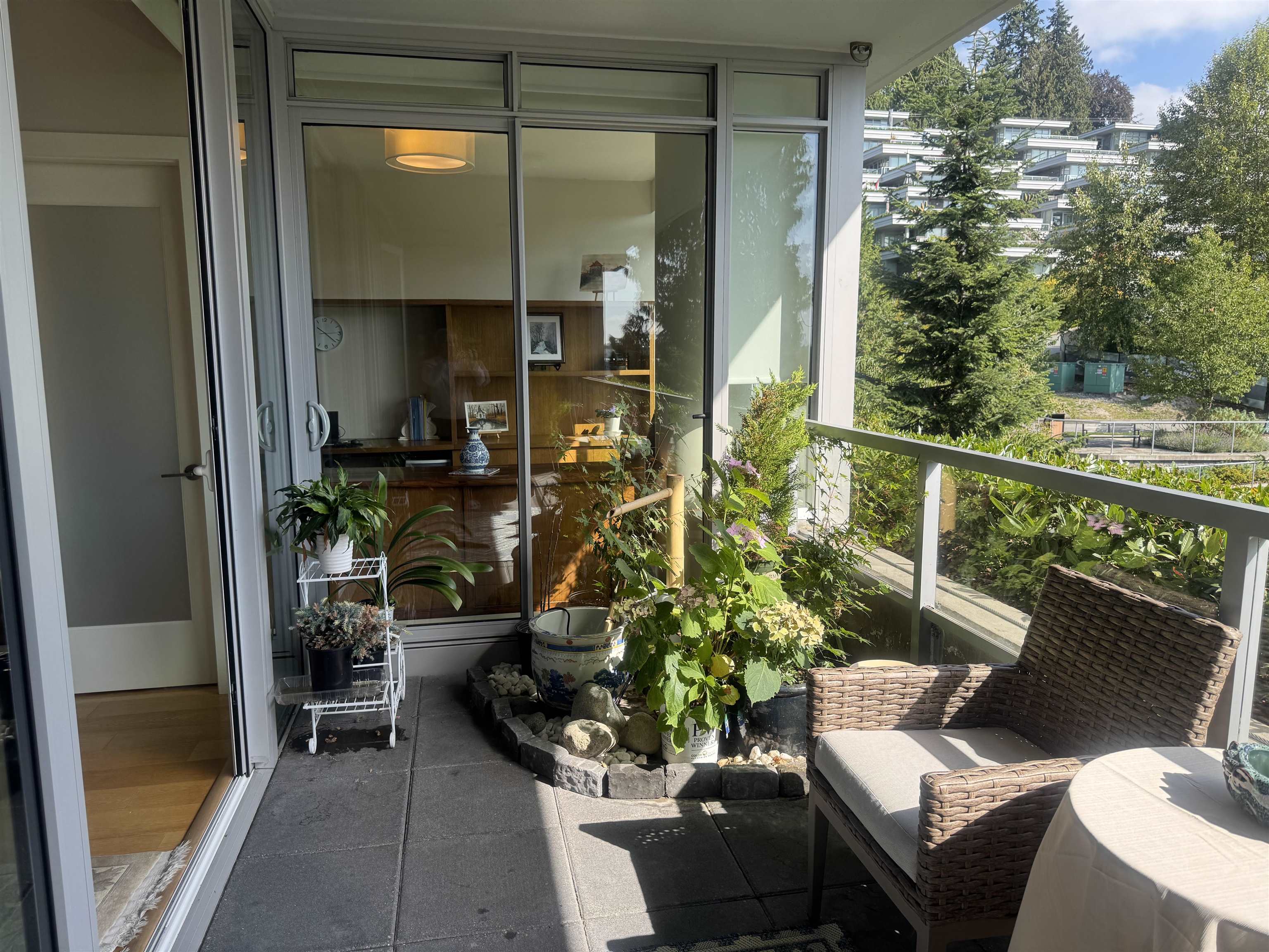 402 866 ARTHUR ERICKSON PLACE