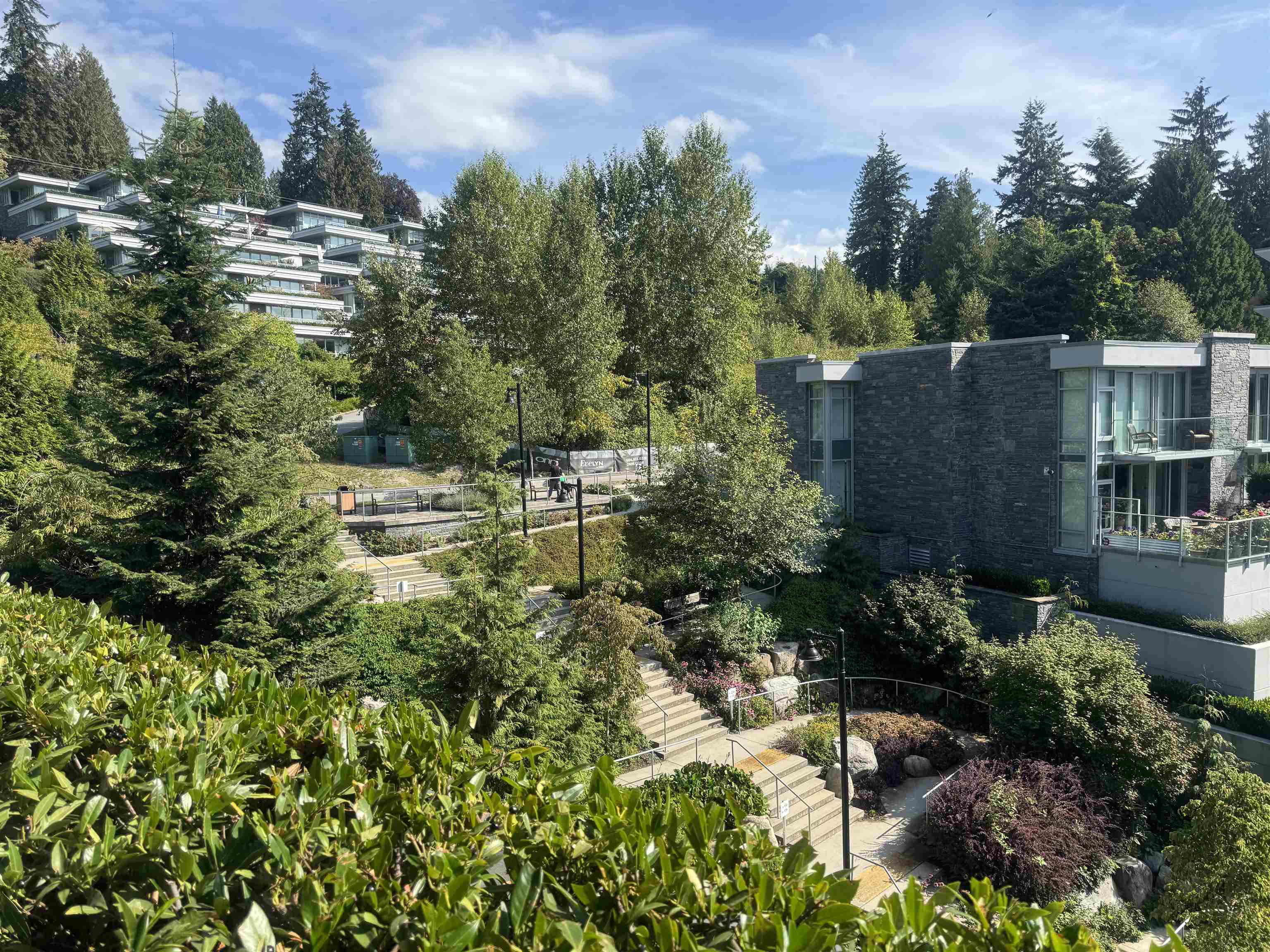 402 866 ARTHUR ERICKSON PLACE