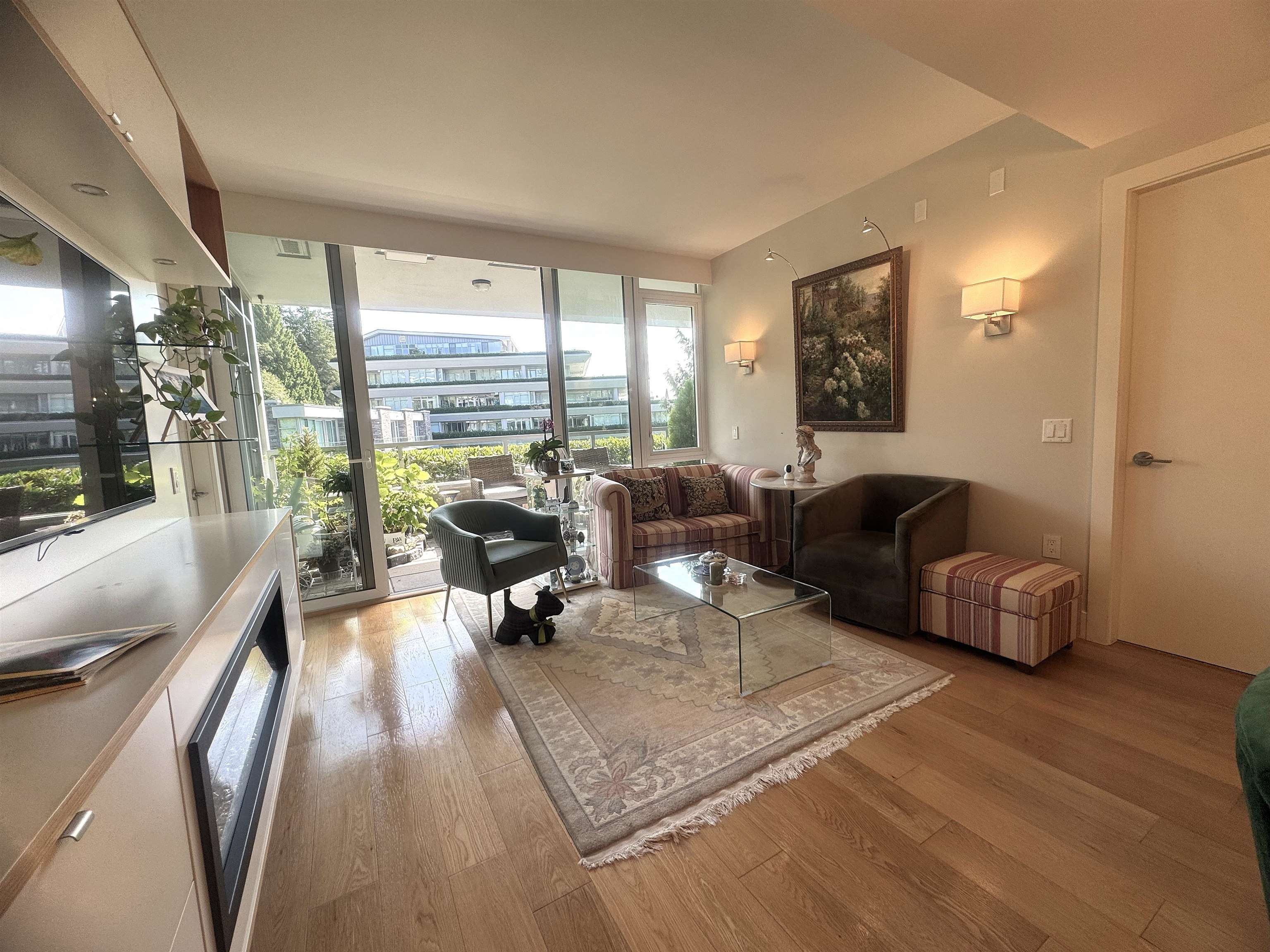 402 866 ARTHUR ERICKSON PLACE