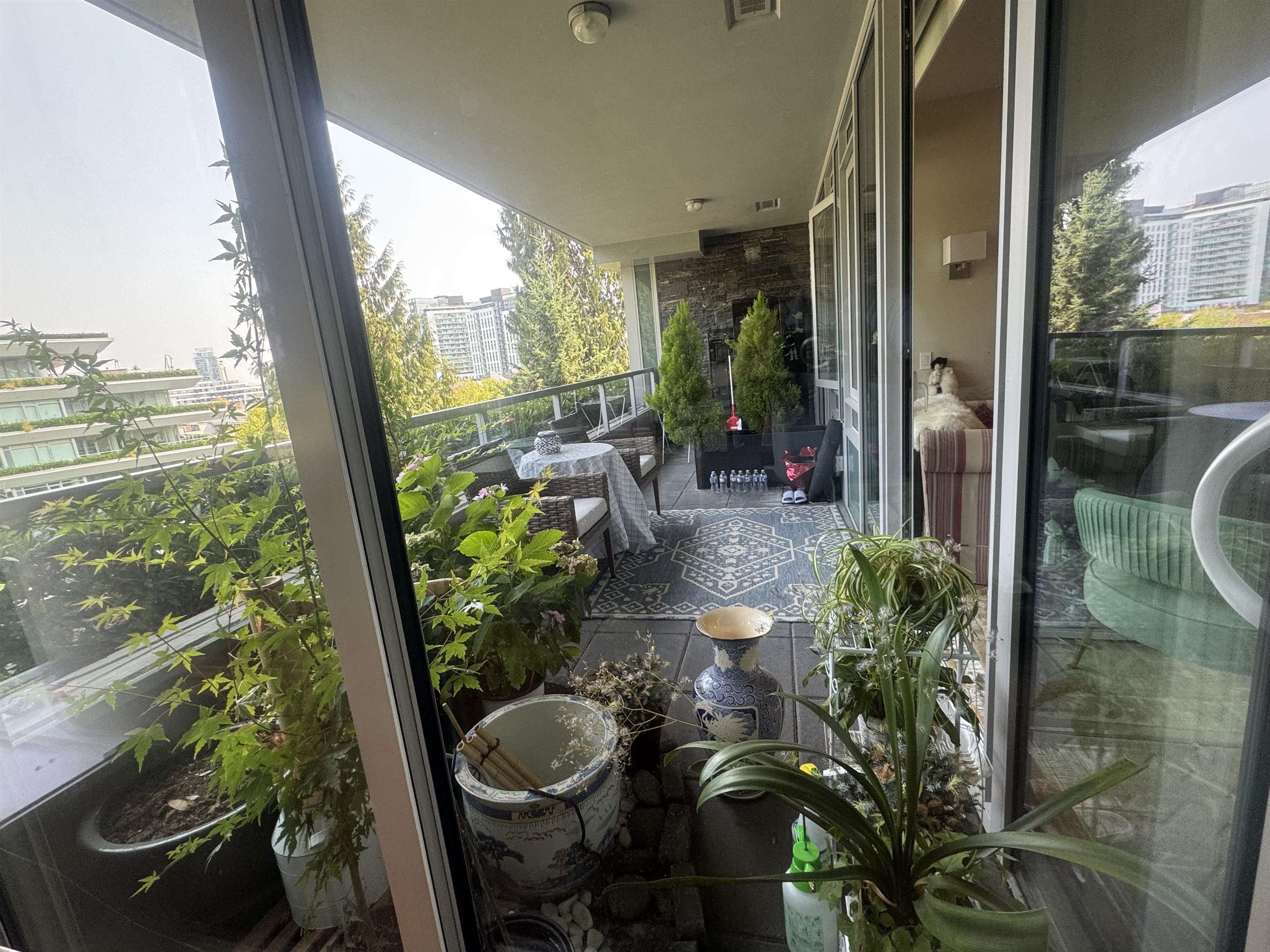 402 866 ARTHUR ERICKSON PLACE