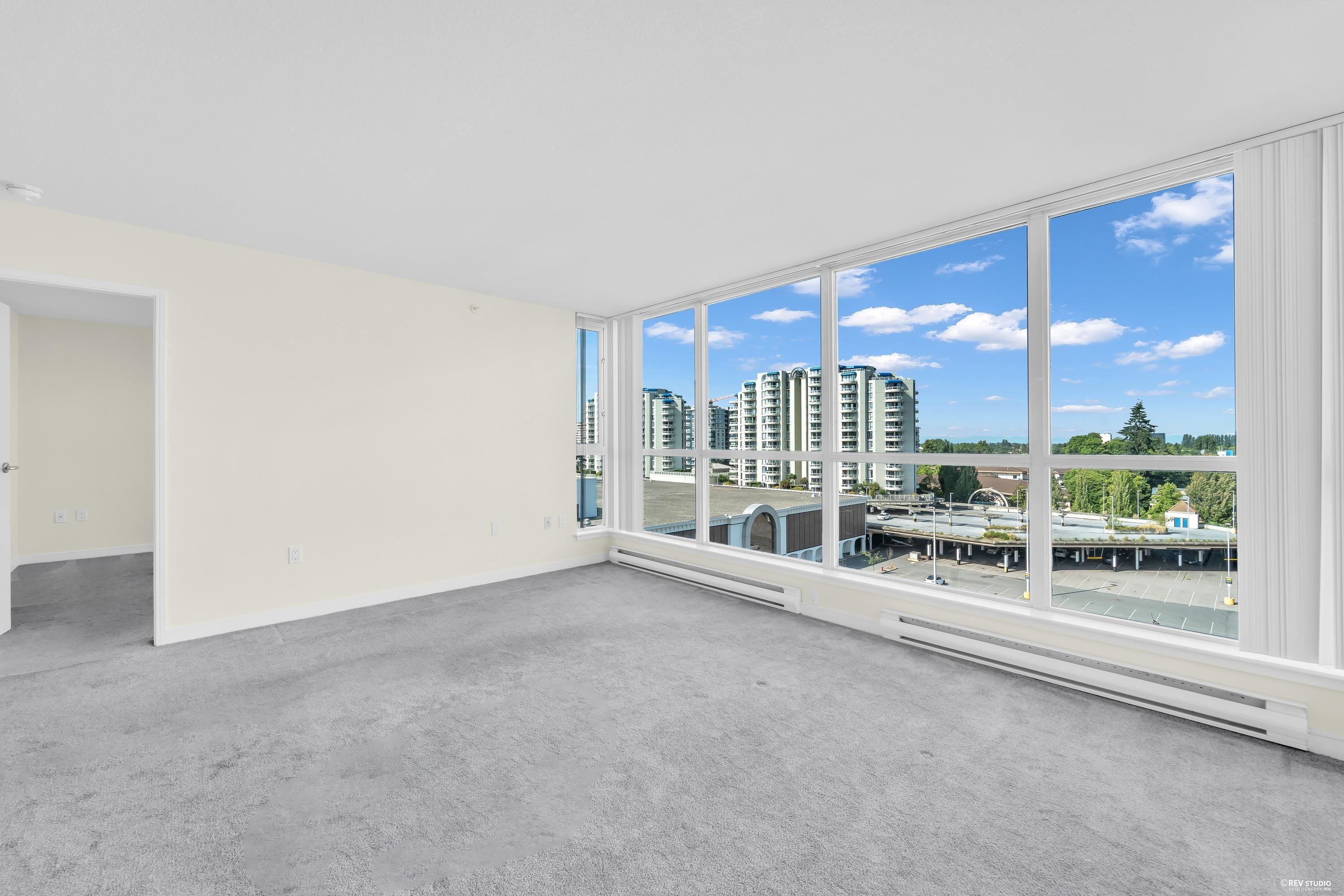 907 7878 WESTMINSTER HIGHWAY
