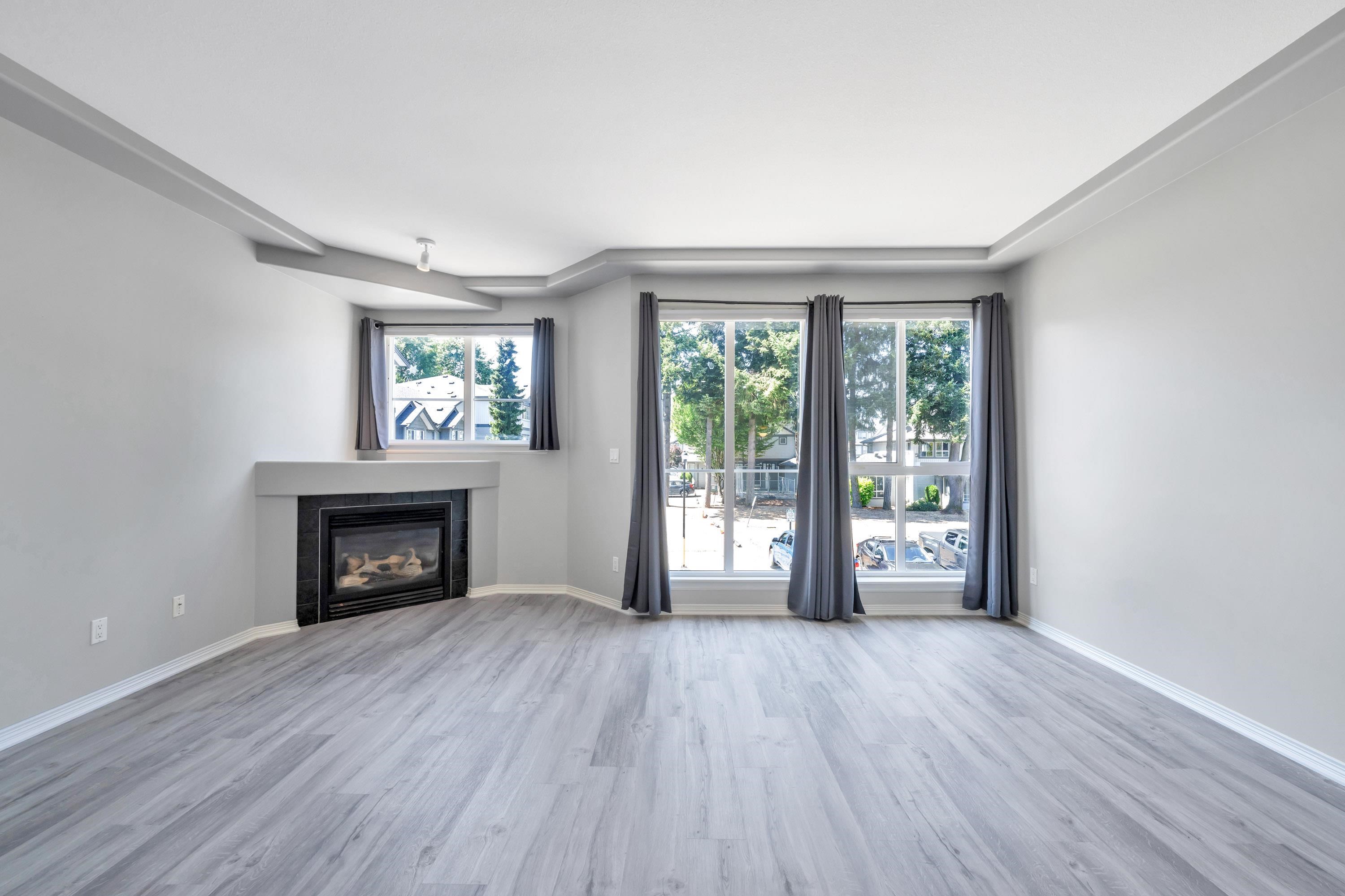 33 7250 144 STREET