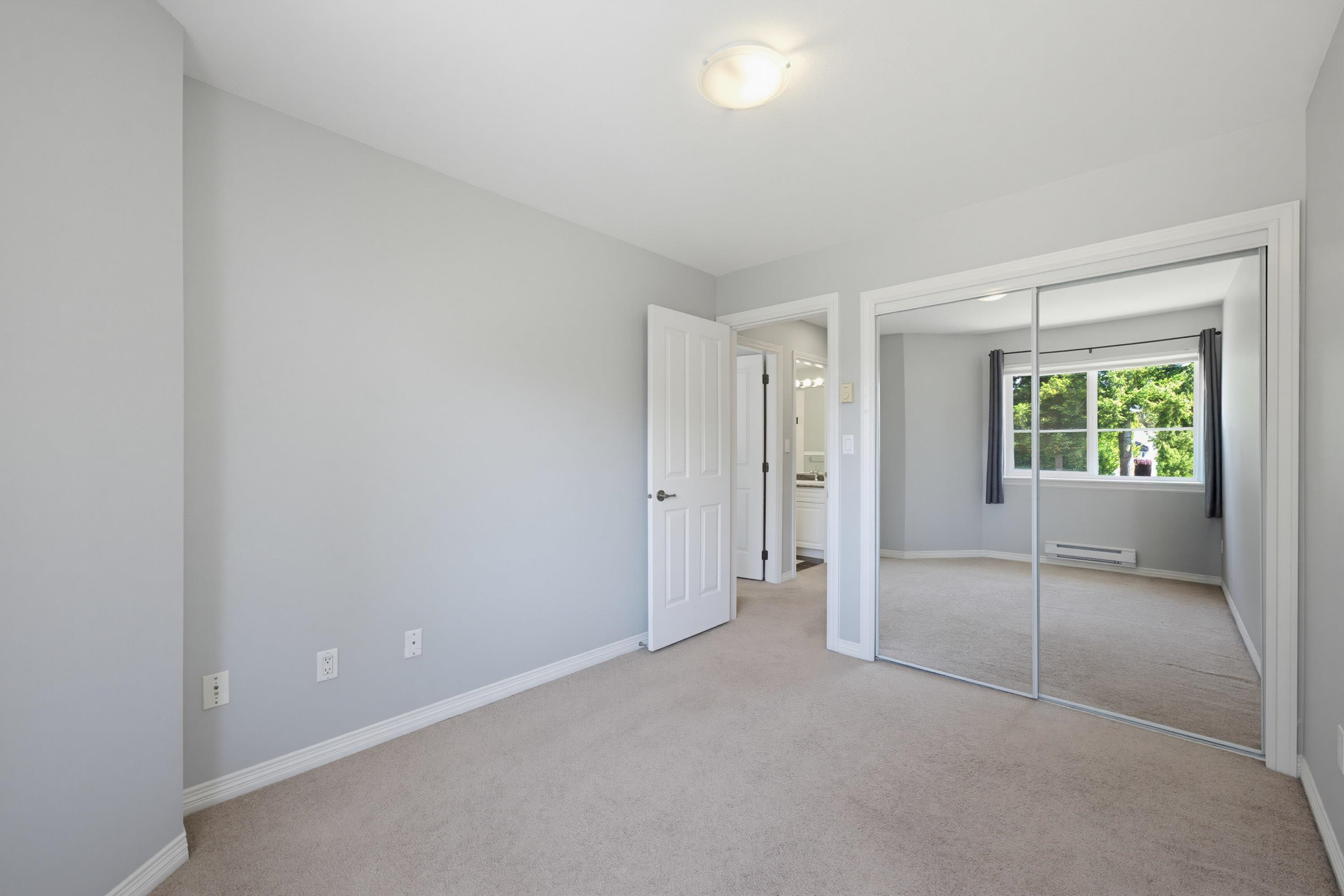 33 7250 144 STREET