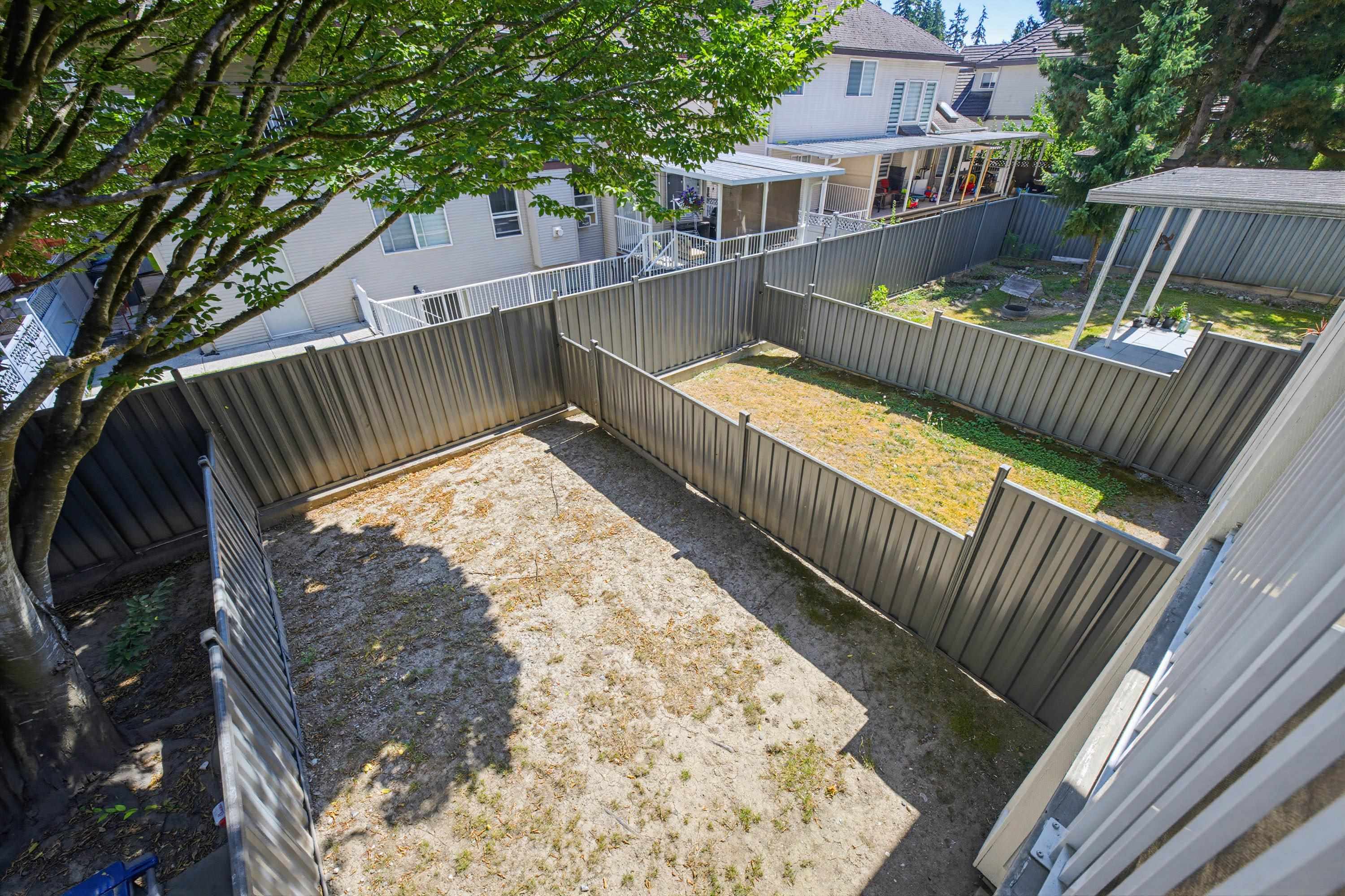 33 7250 144 STREET
