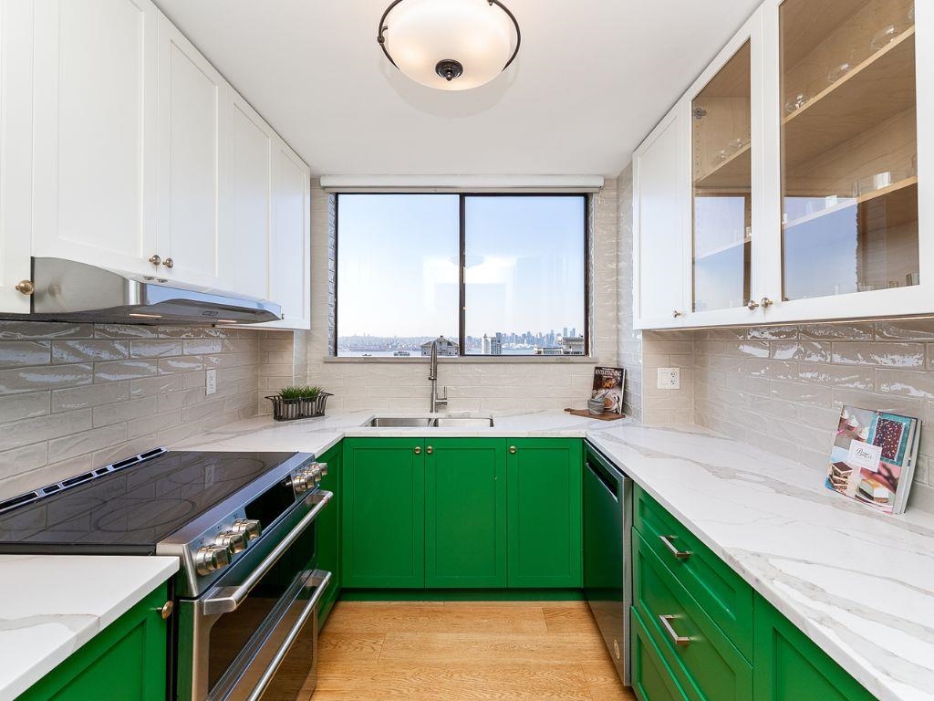 1104 114 W KEITH ROAD