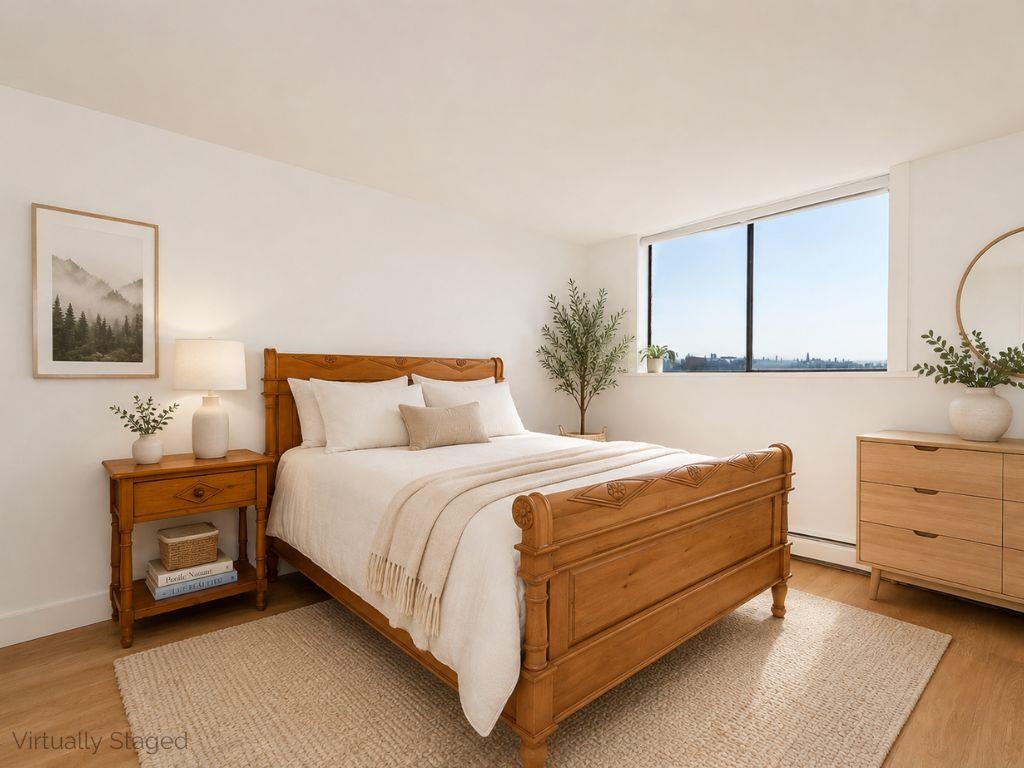 1104 114 W KEITH ROAD