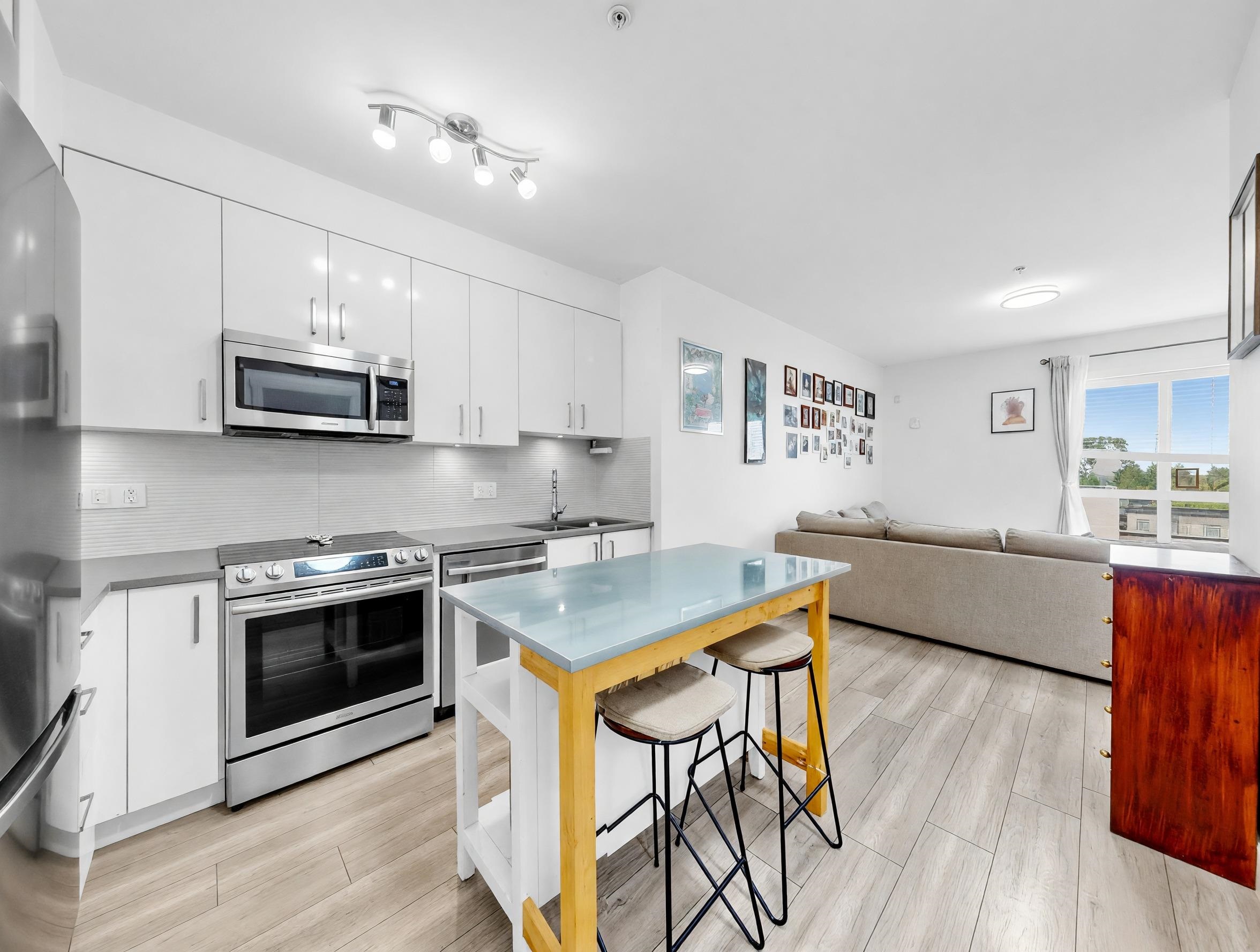 601 13978 FRASER HIGHWAY