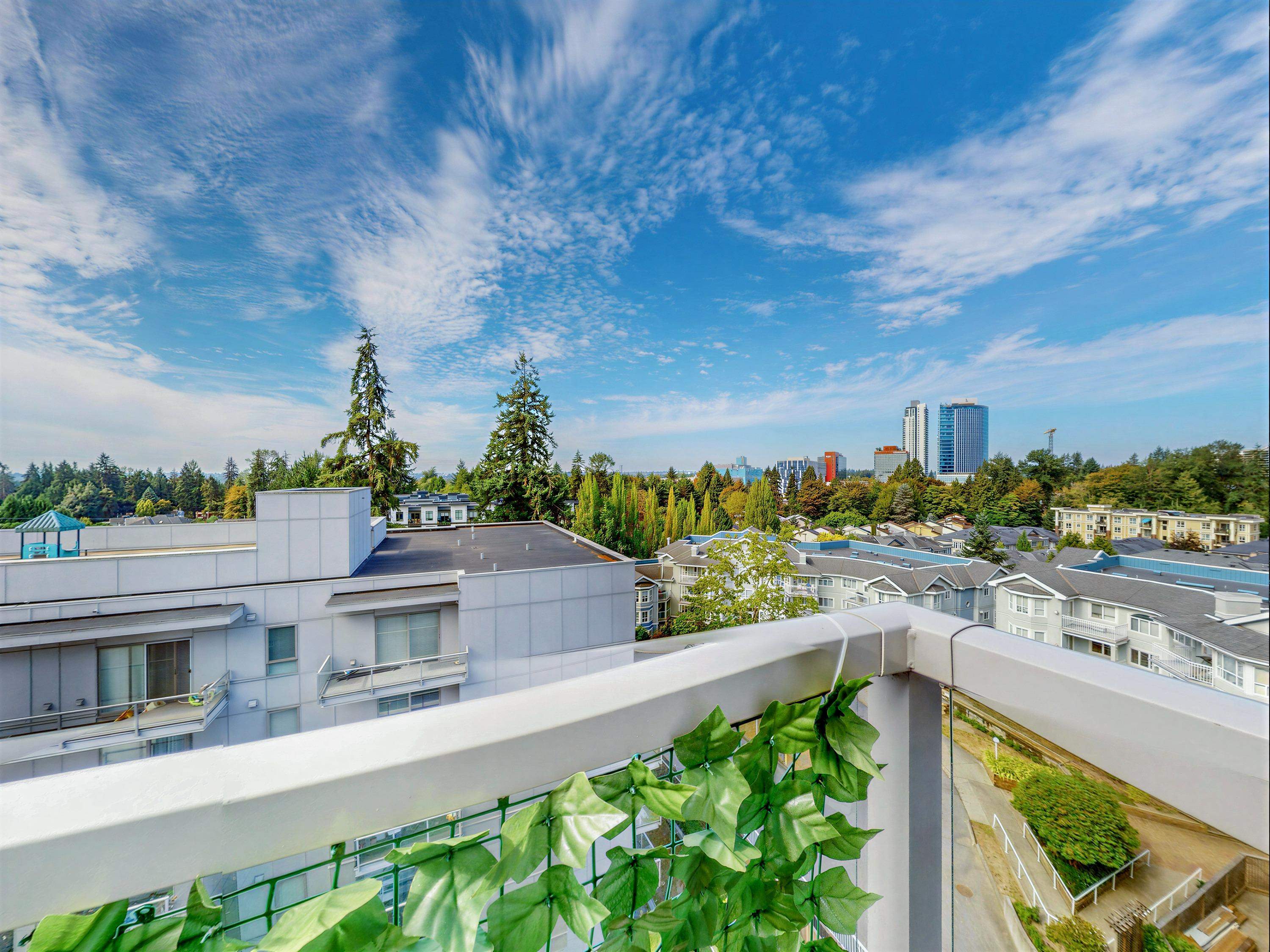 601 13978 FRASER HIGHWAY