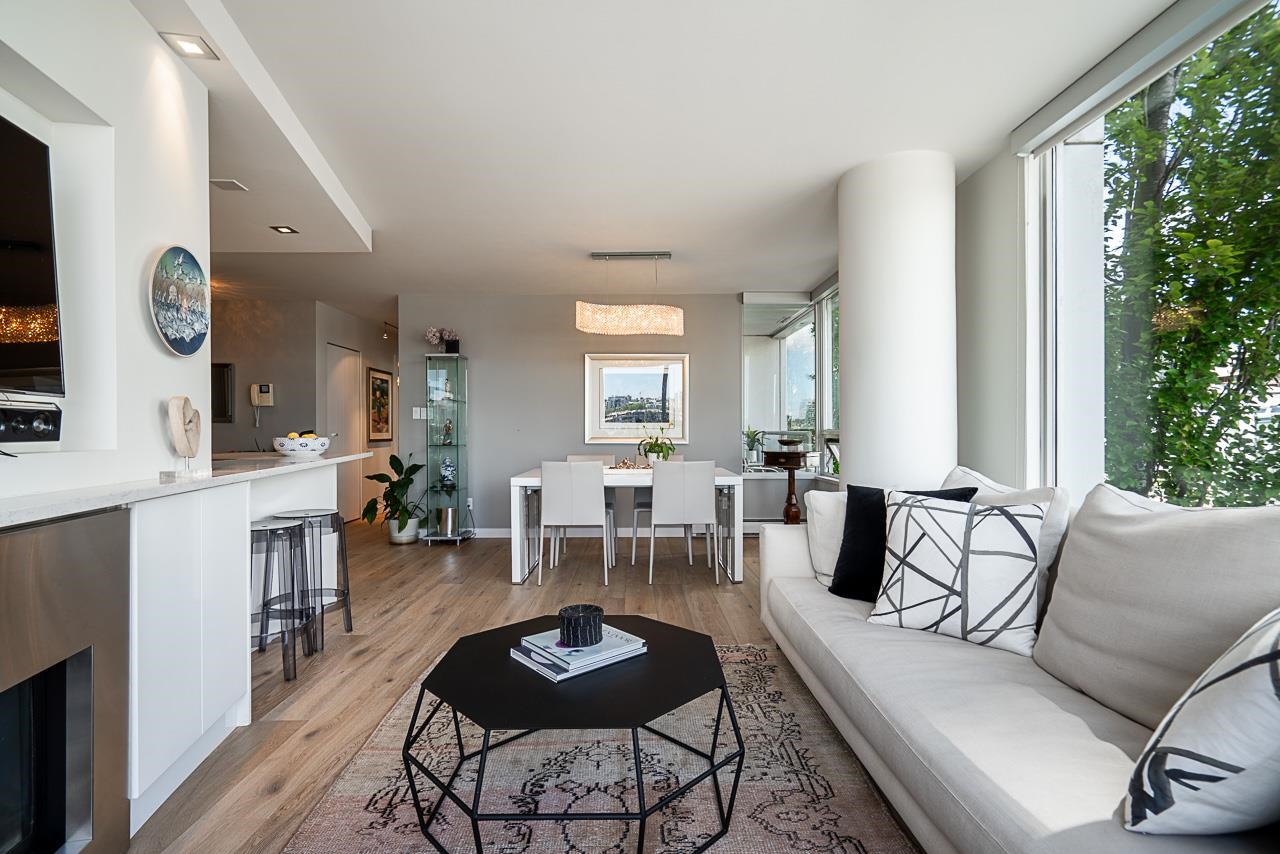 505 1201 MARINASIDE CRESCENT