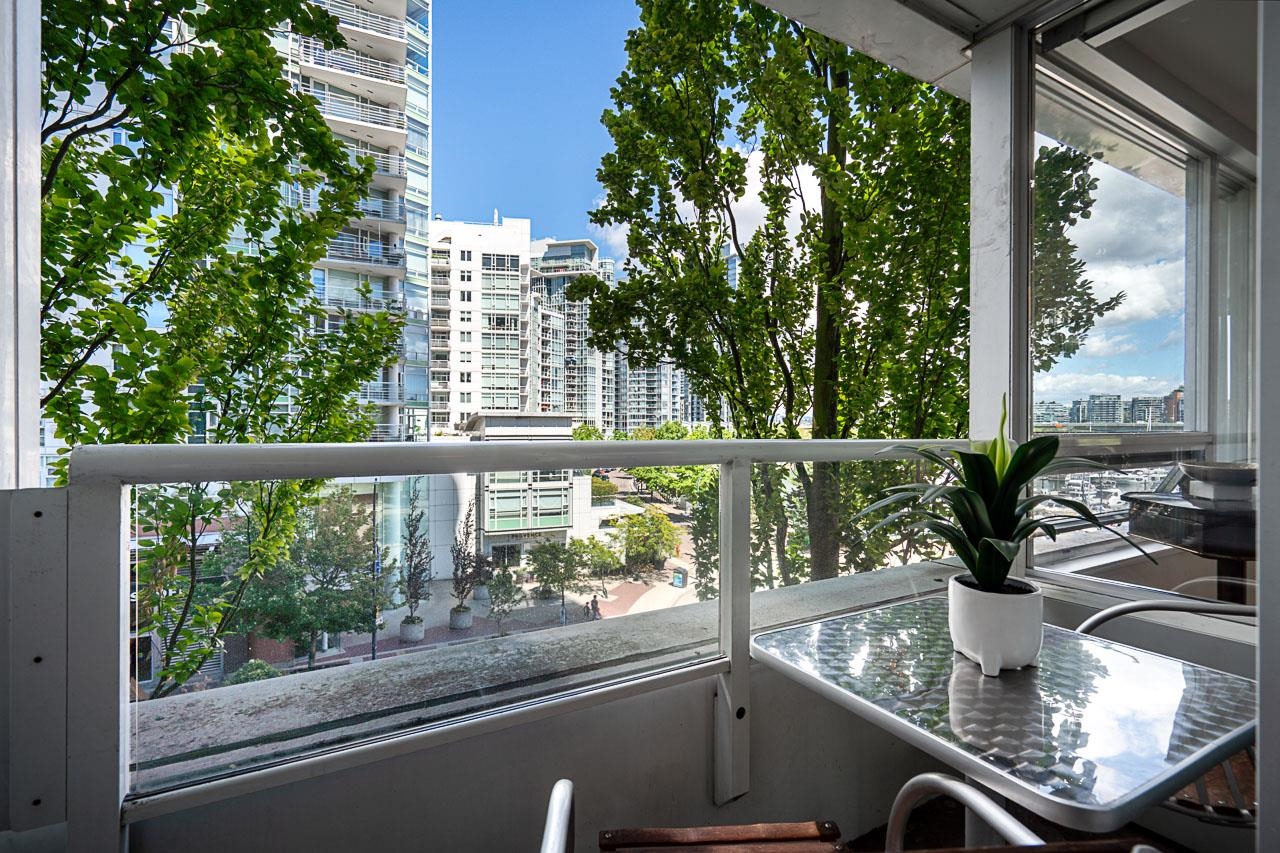 505 1201 MARINASIDE CRESCENT